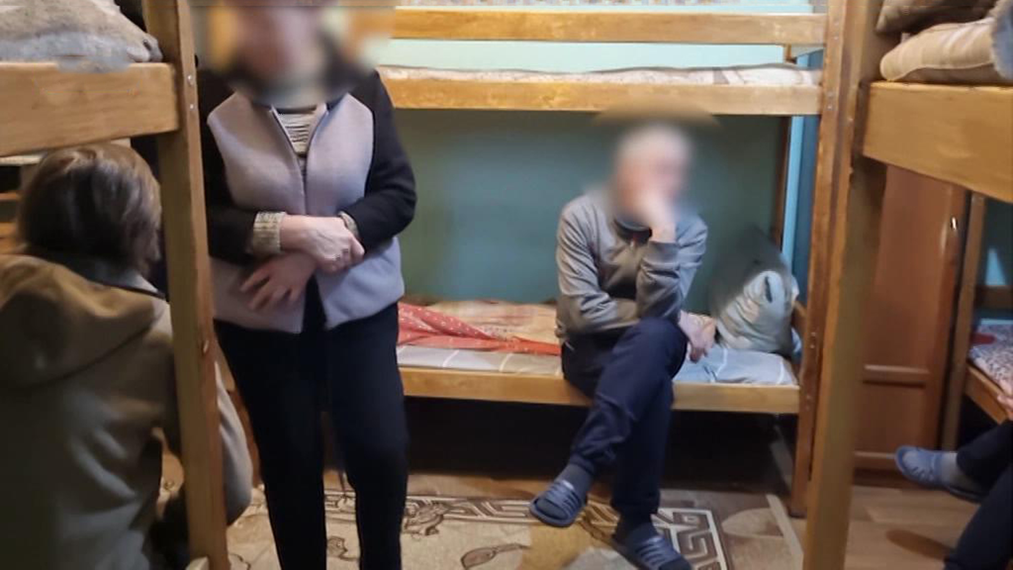 В Хакасии руководителей рехаба подозревают в издевательствах над пациентами