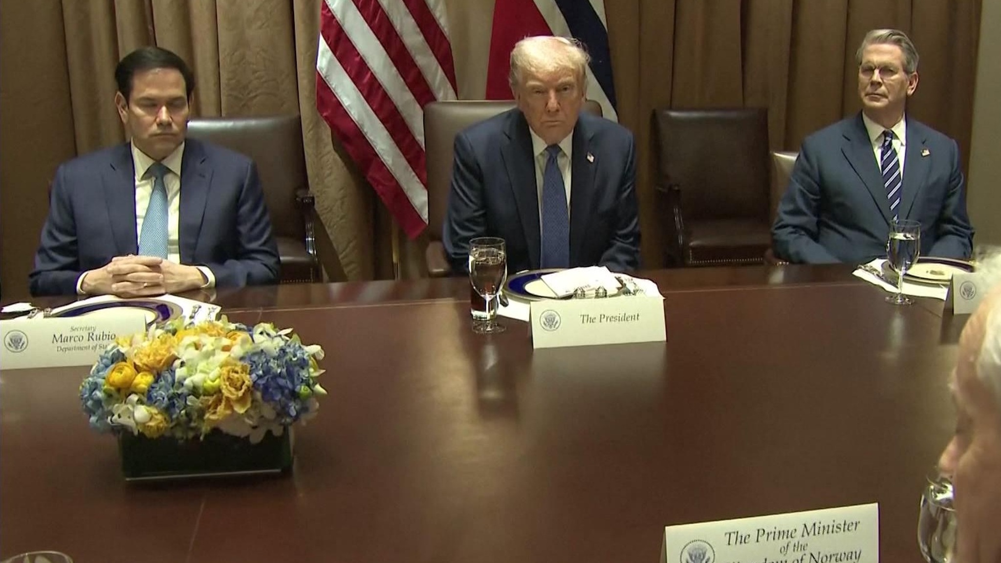 Трамп уверен, что мирное соглашение – в интересах самого Киева