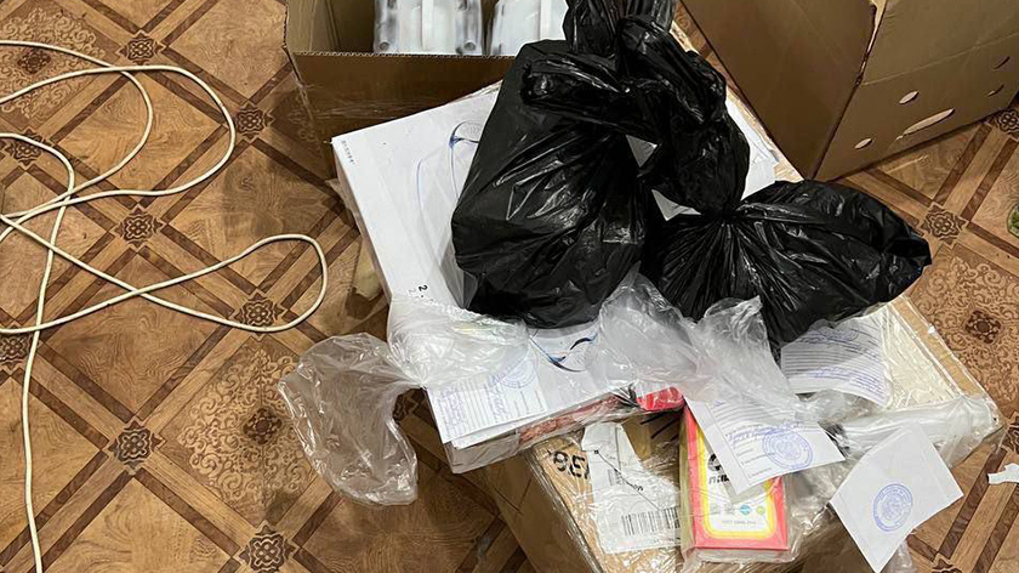 Жителю Белогорска грозит пожизненное лишение свободы за организацию нарколаборатории и производство наркотиков