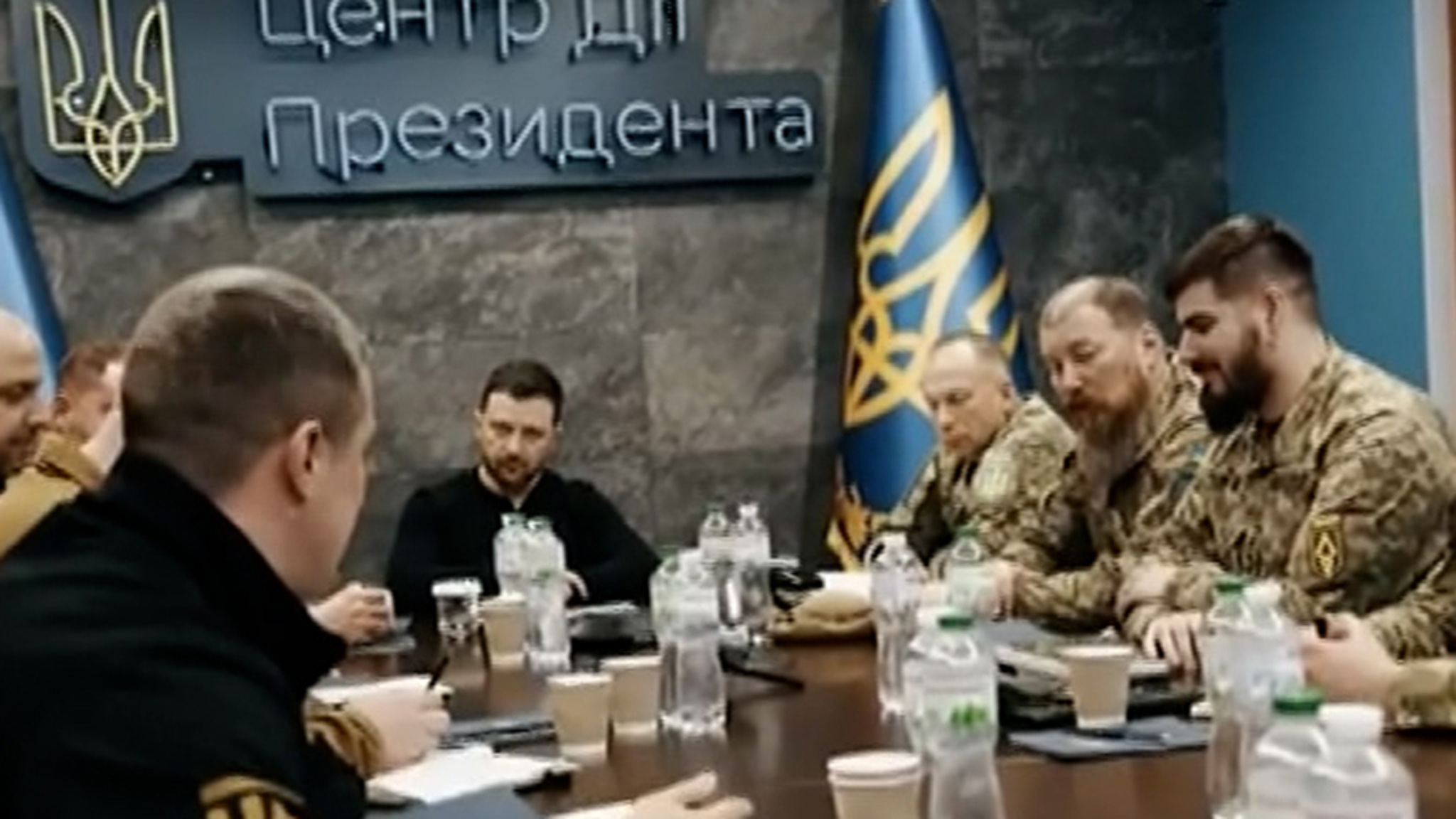 Националисты запрещают Зеленскому переговоры