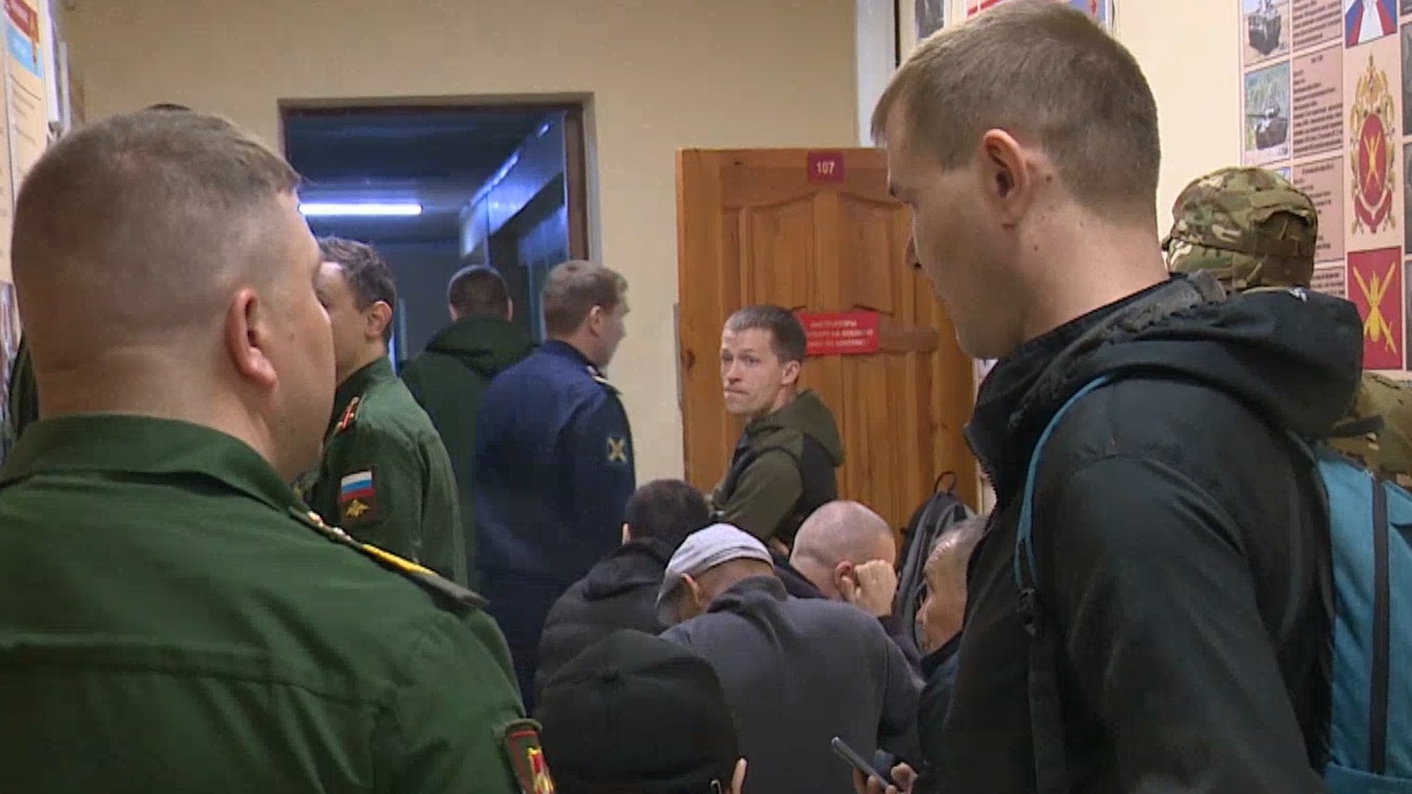 Три десятка добровольцев из Марий Эл отправились на службу по контракту с Минобороны России
