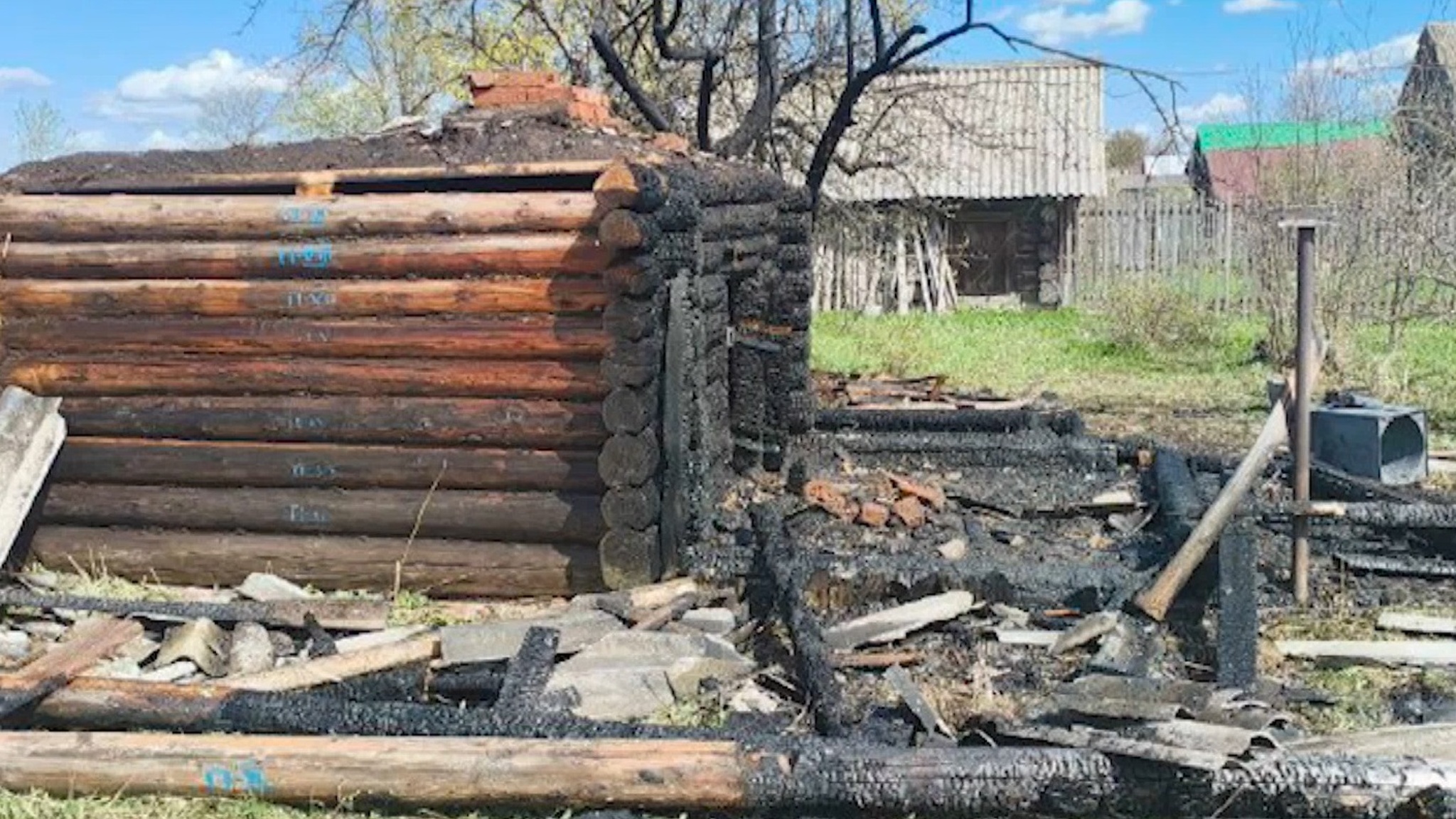 Пожар в бане чуть не привёл к трагедии в деревне Люперсола