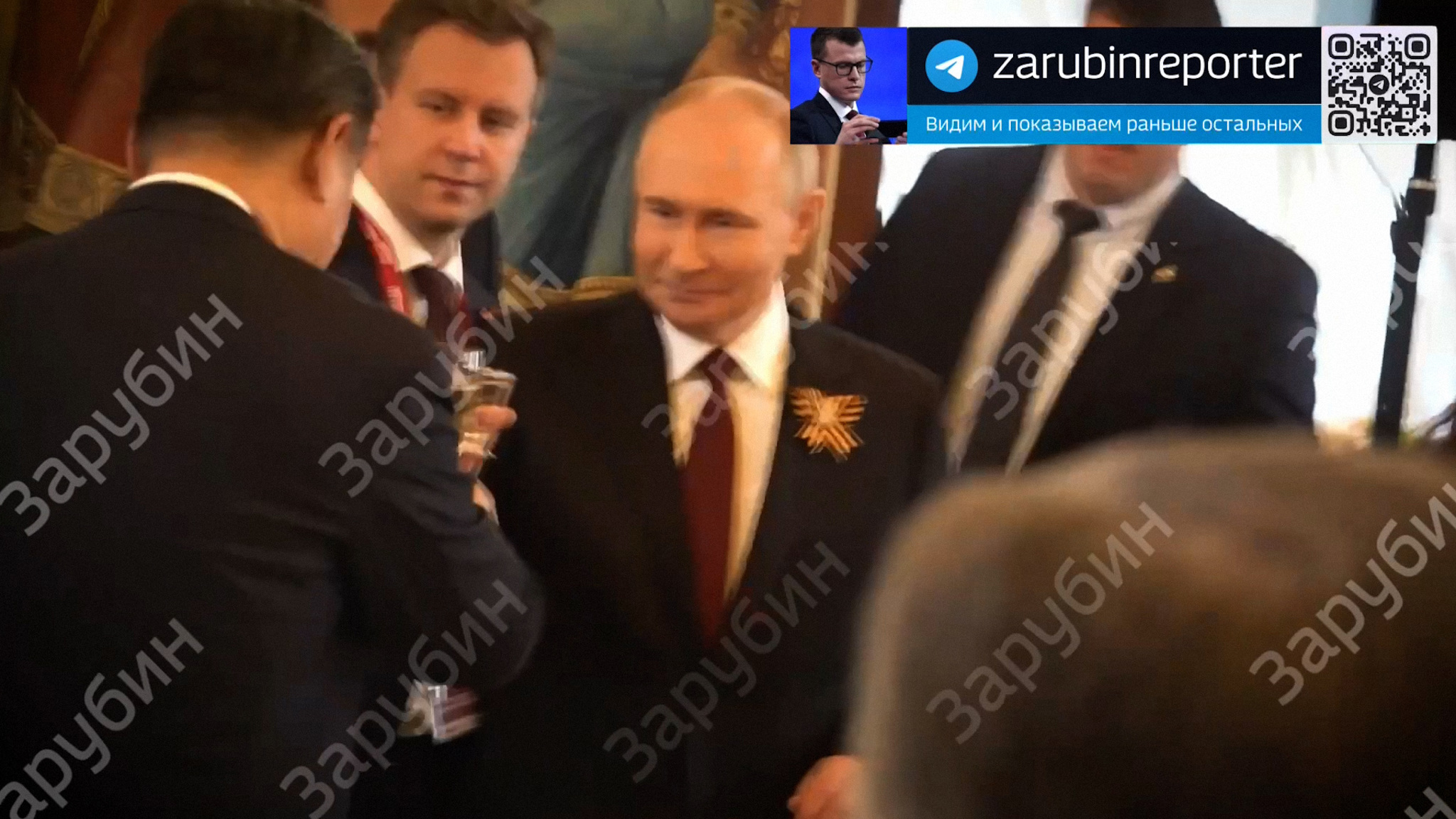 Путин поднял фронтовые 100 грамм на приеме по случаю празднования Дня Победы