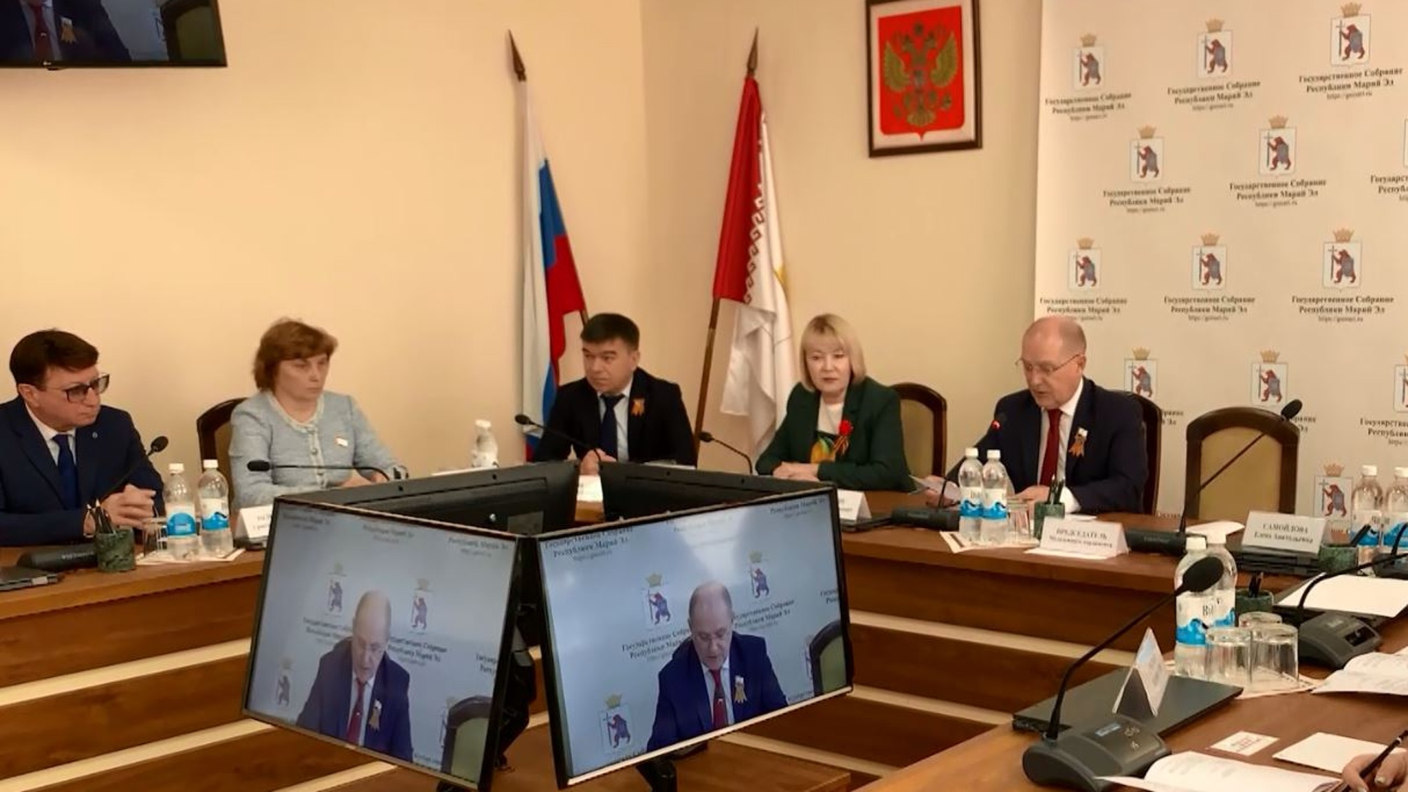Председателя и комитеты Молодёжного парламента утвердили в Марий Эл