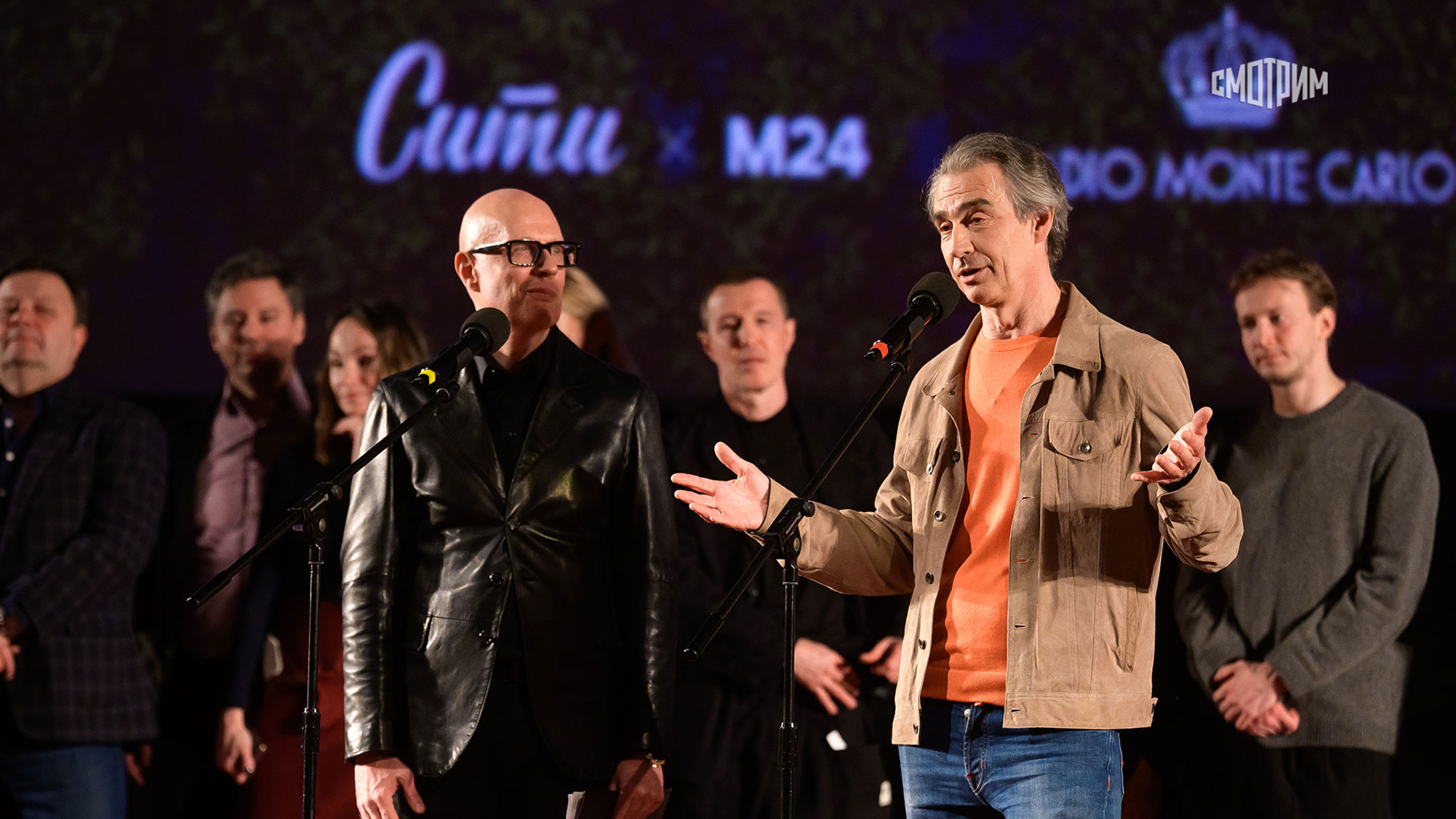 В киноцентре "Октябрь" состоялась премьера уникального проекта Константина Хабенского и Александра Цыпкина – киноспектакля "Жил. Был. Дом."