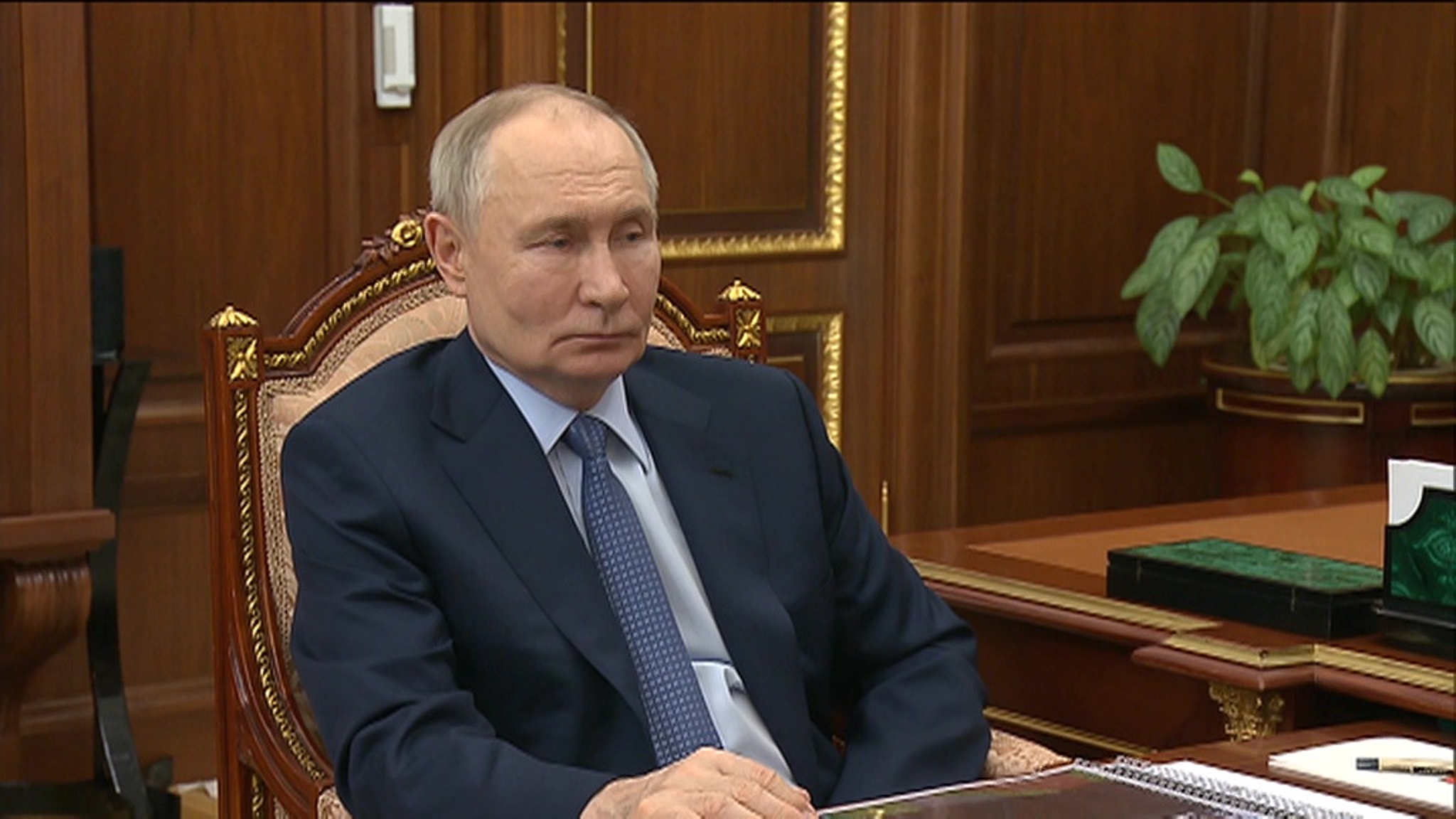 Путин и Фрадков обсудили поддержку ОПК и работу в новых регионах
