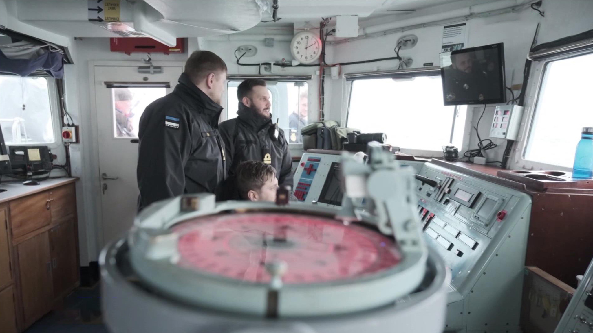 Эстонские ВМС набросились на JAGUAR в нейтральных водах