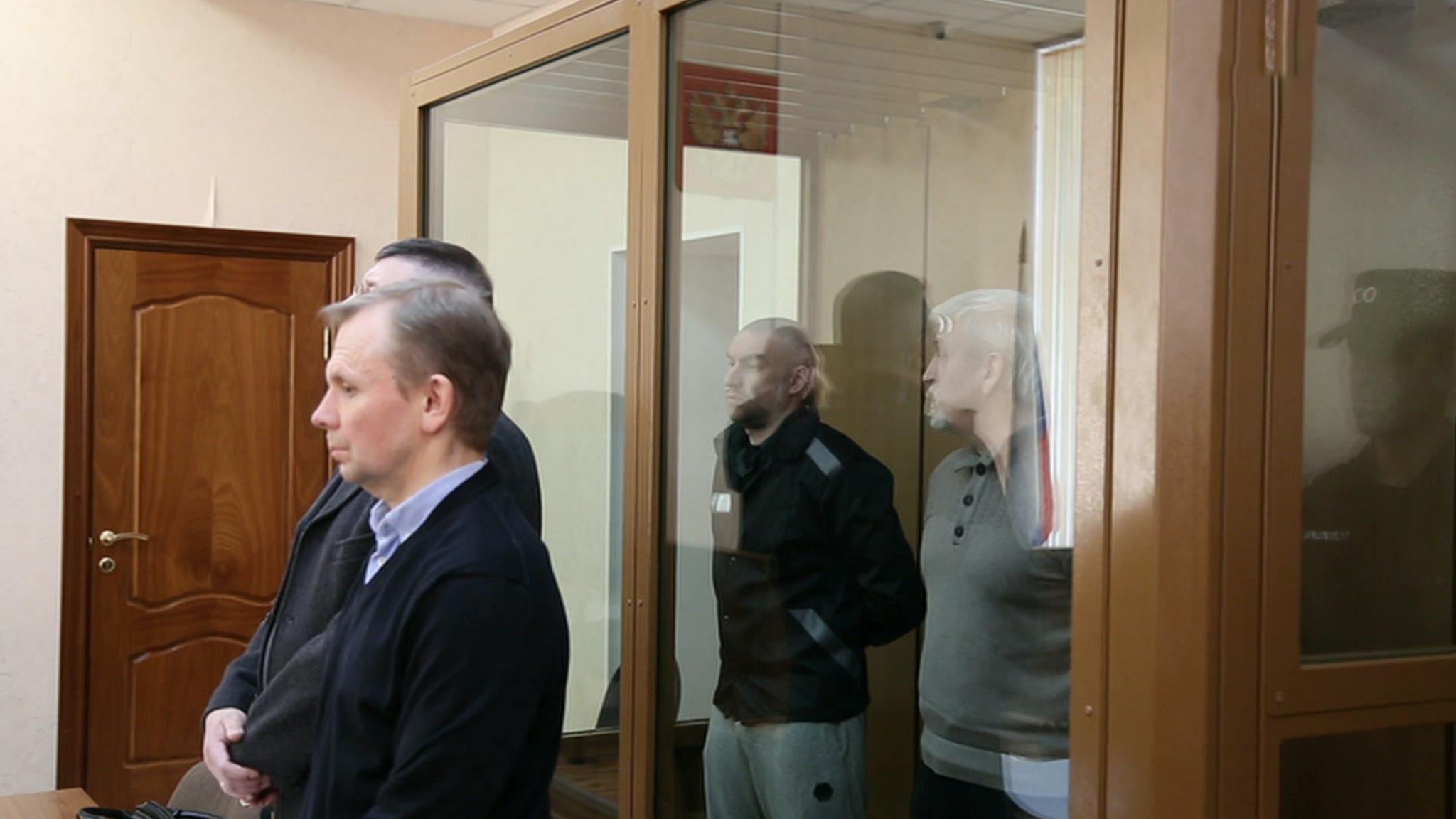 В Калининграде экс-депутата Грибова осудили за контрабанду сигарет