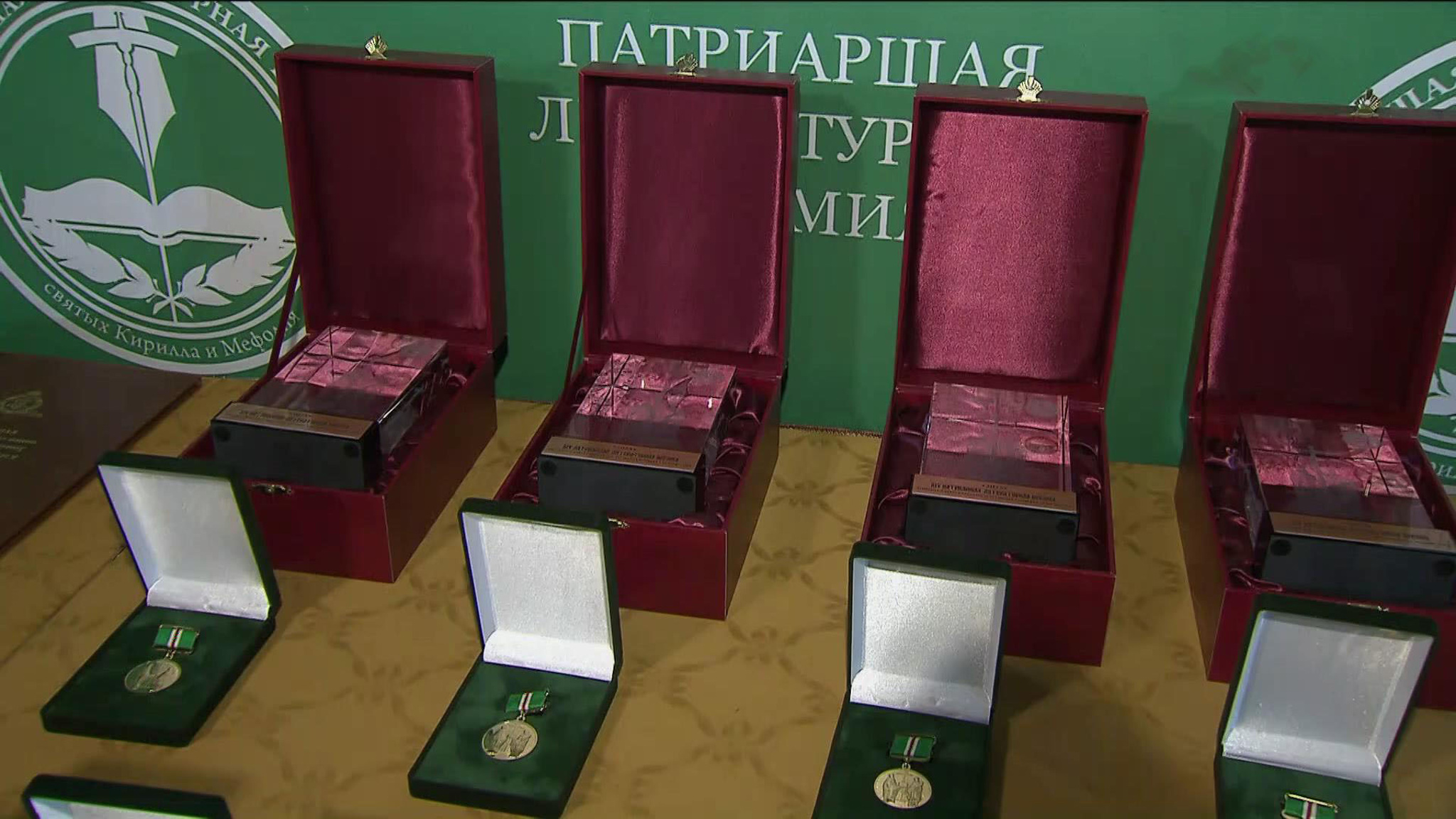 Лауреатов Патриаршей премии по литературе наградили в Храме Христа Спасителя