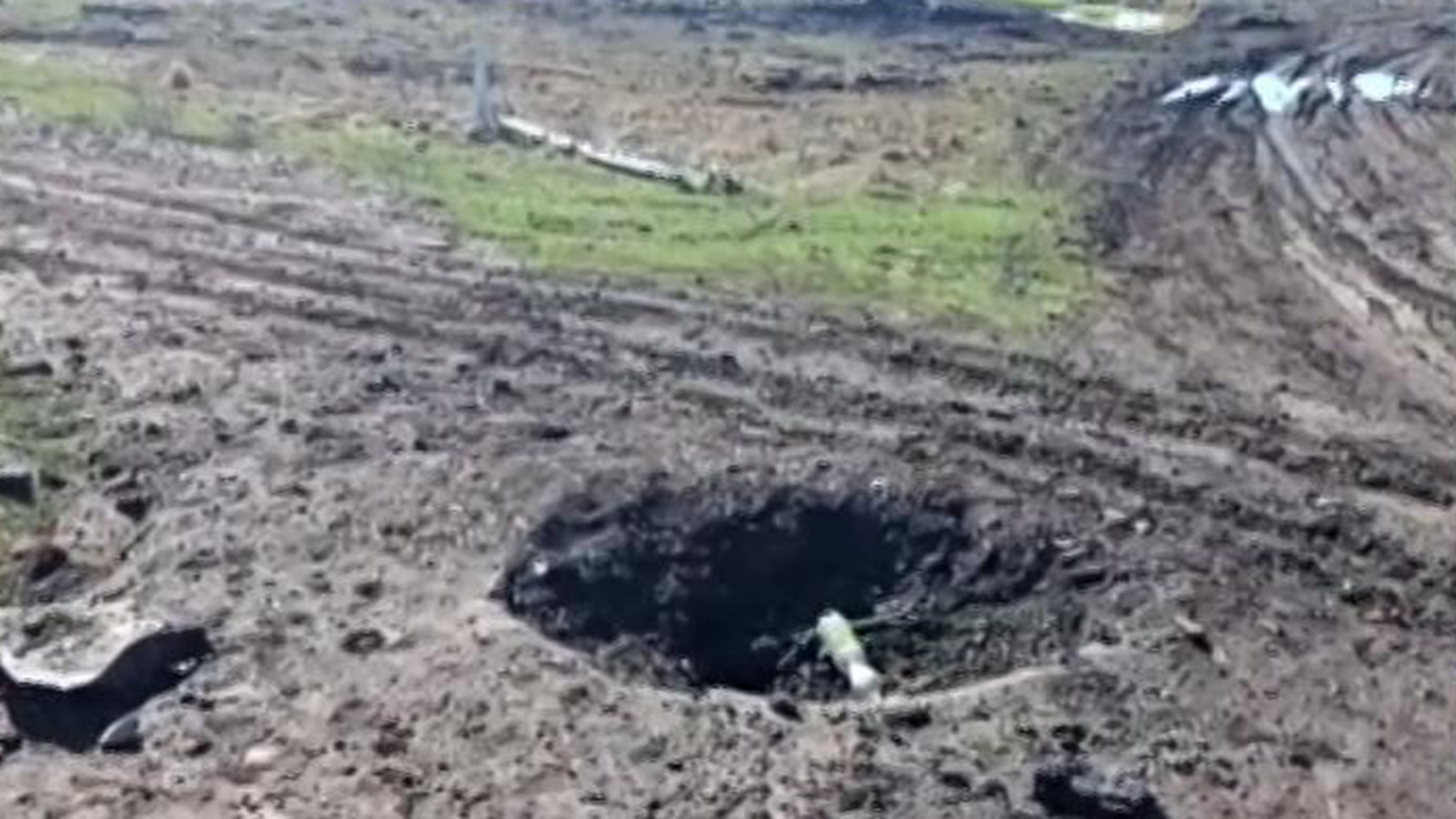 Где бы ни ступал всушник, он везде сеет зерна смерти