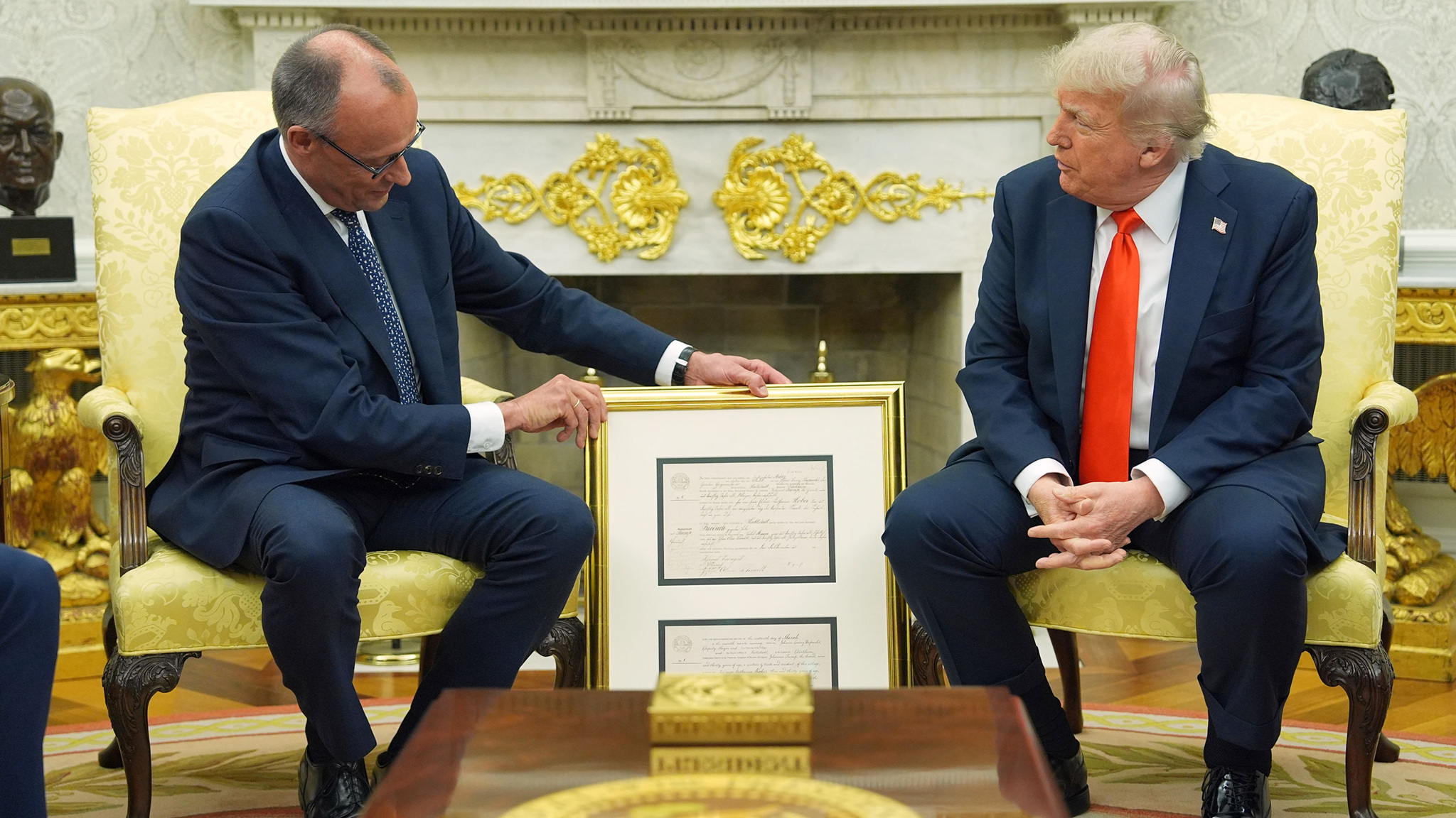Трамп готов наказать и Россию, и Украину