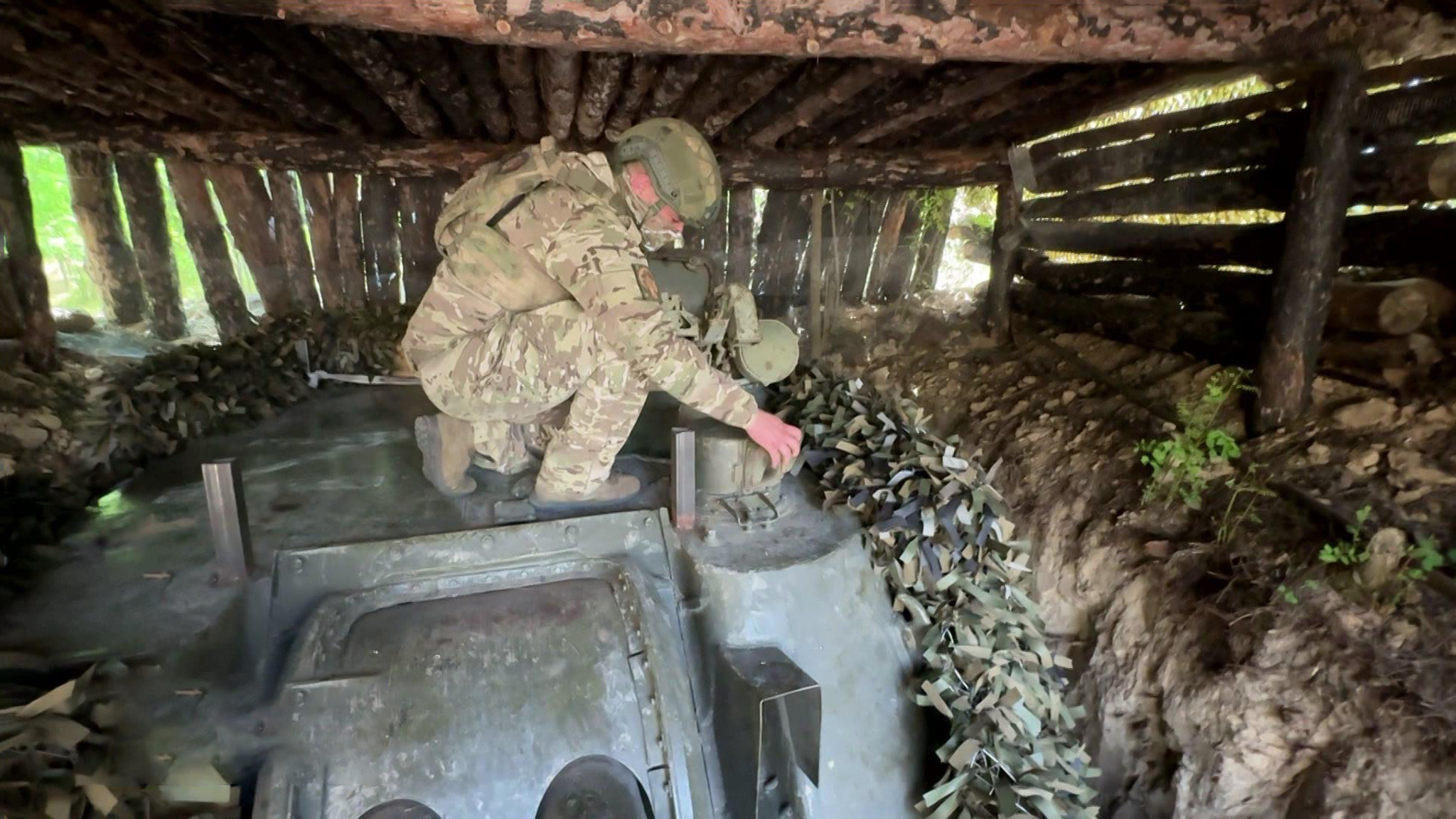 Артиллеристы ВС РФ не дают боевикам ВСУ закрепиться на правом берегу Днепра
