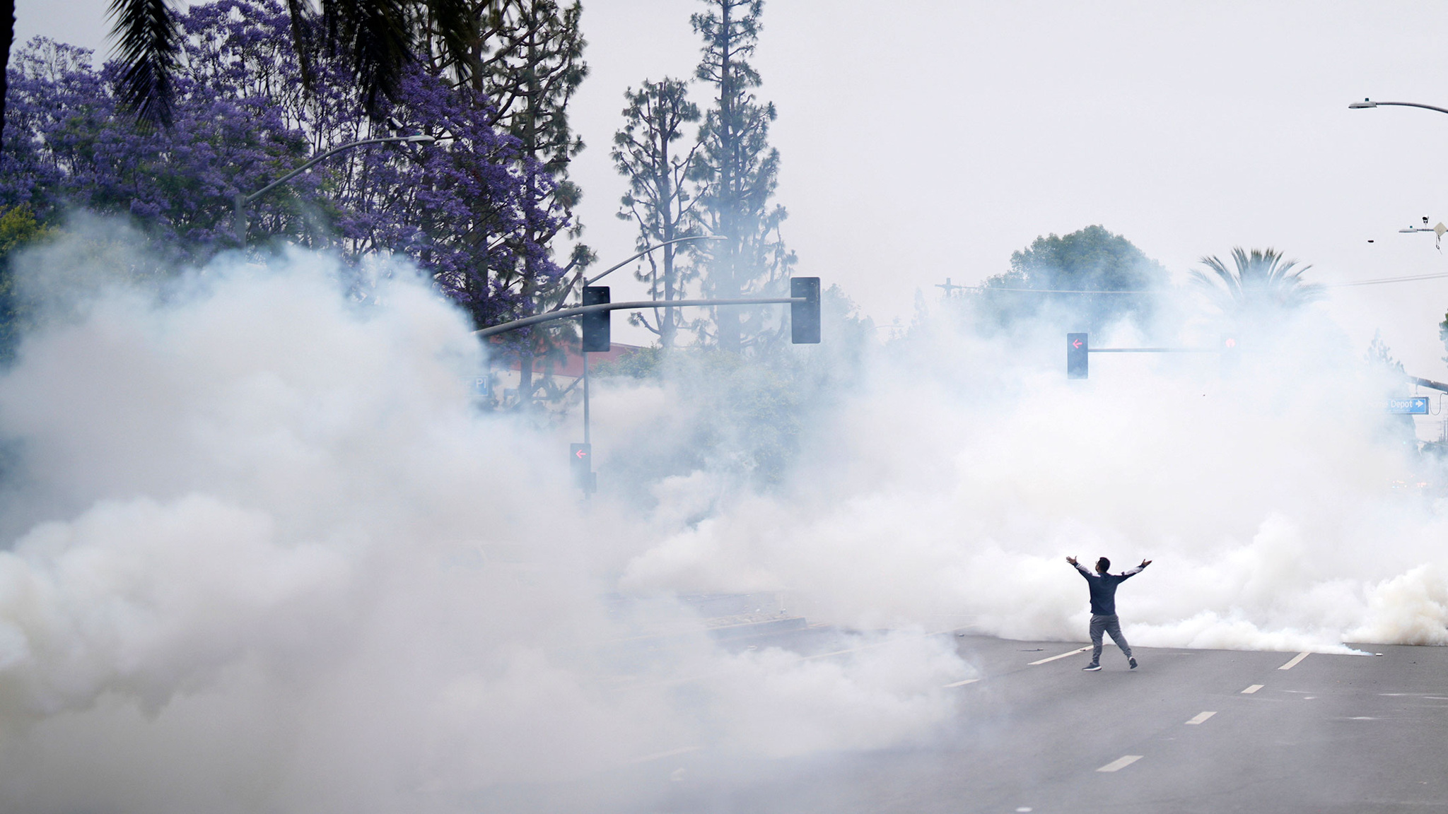 В Америке раскручивается спираль эскалации