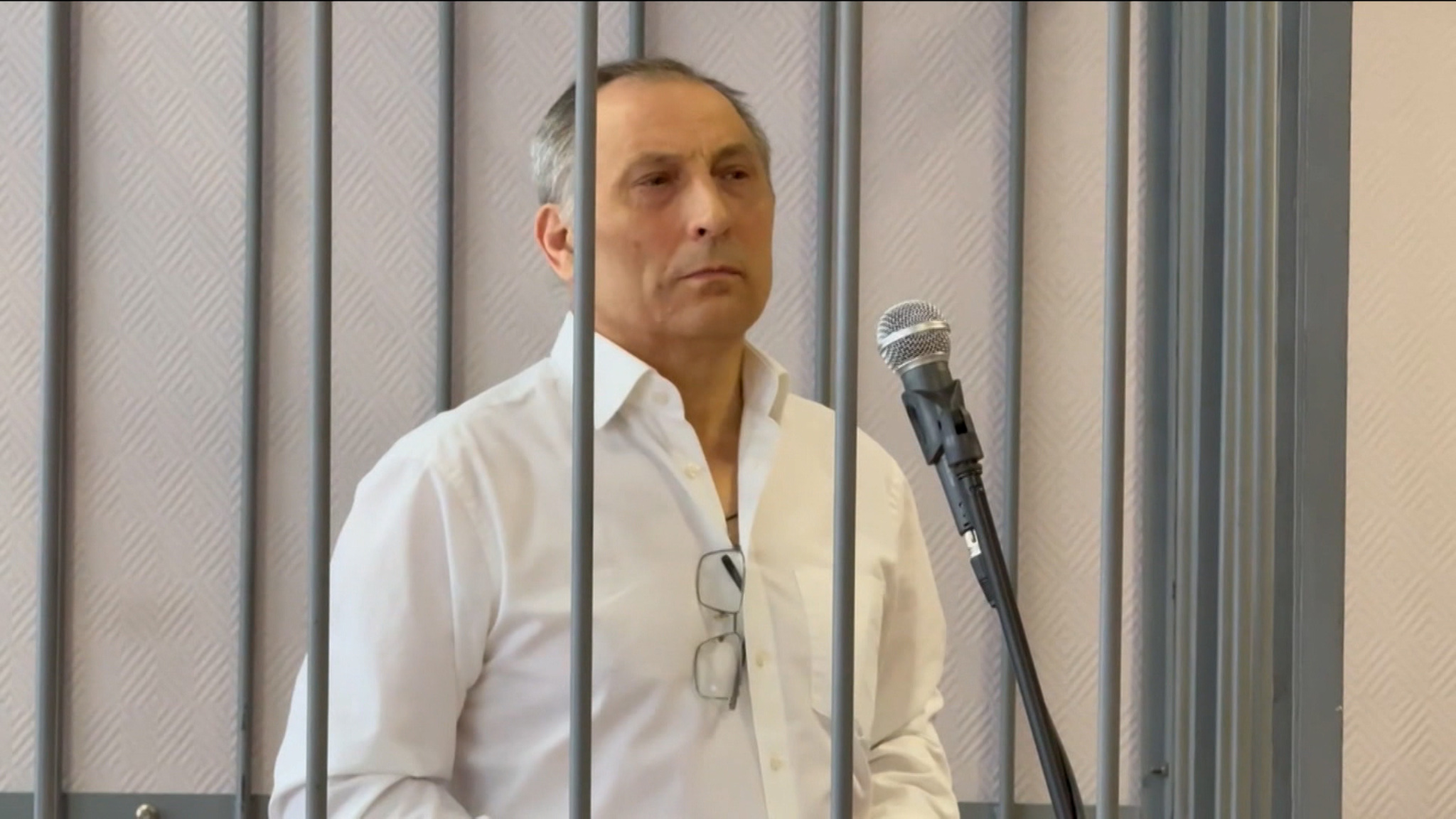 В Смоленске экс-ректора вуза отправили в колонию за взятки и майнинг-ферму