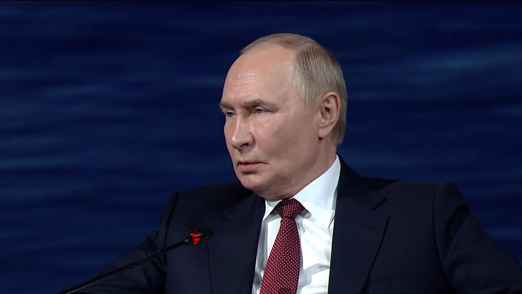 Вся наша: Путин рассказал о ситуации на Украине и буферной зоне