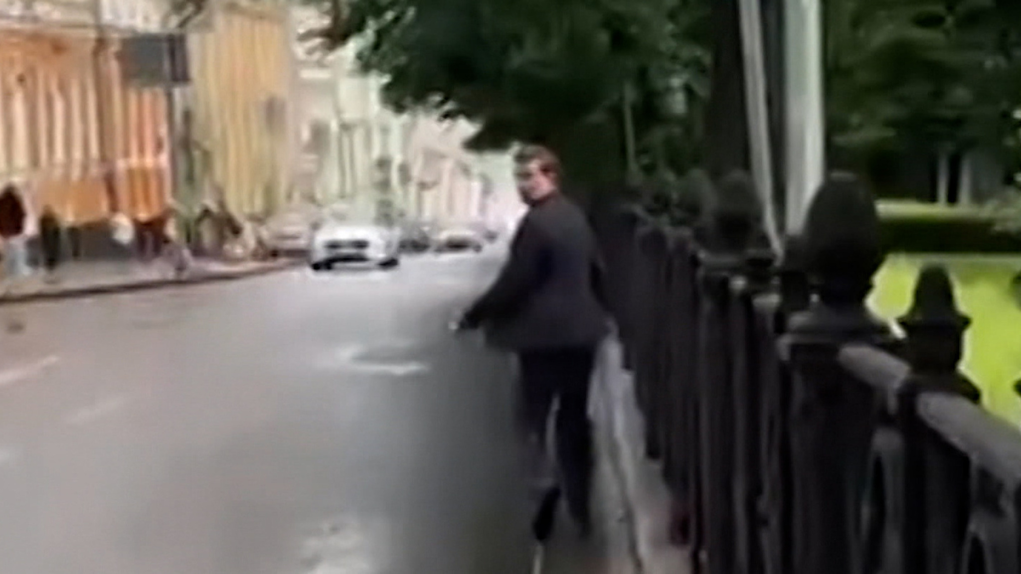 Флешмоб с массовыми домогательствами докатился до уголовщины