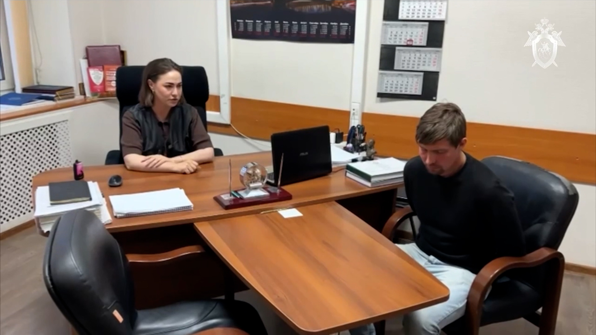 Ученик Алекса Лесли отправлен под арест