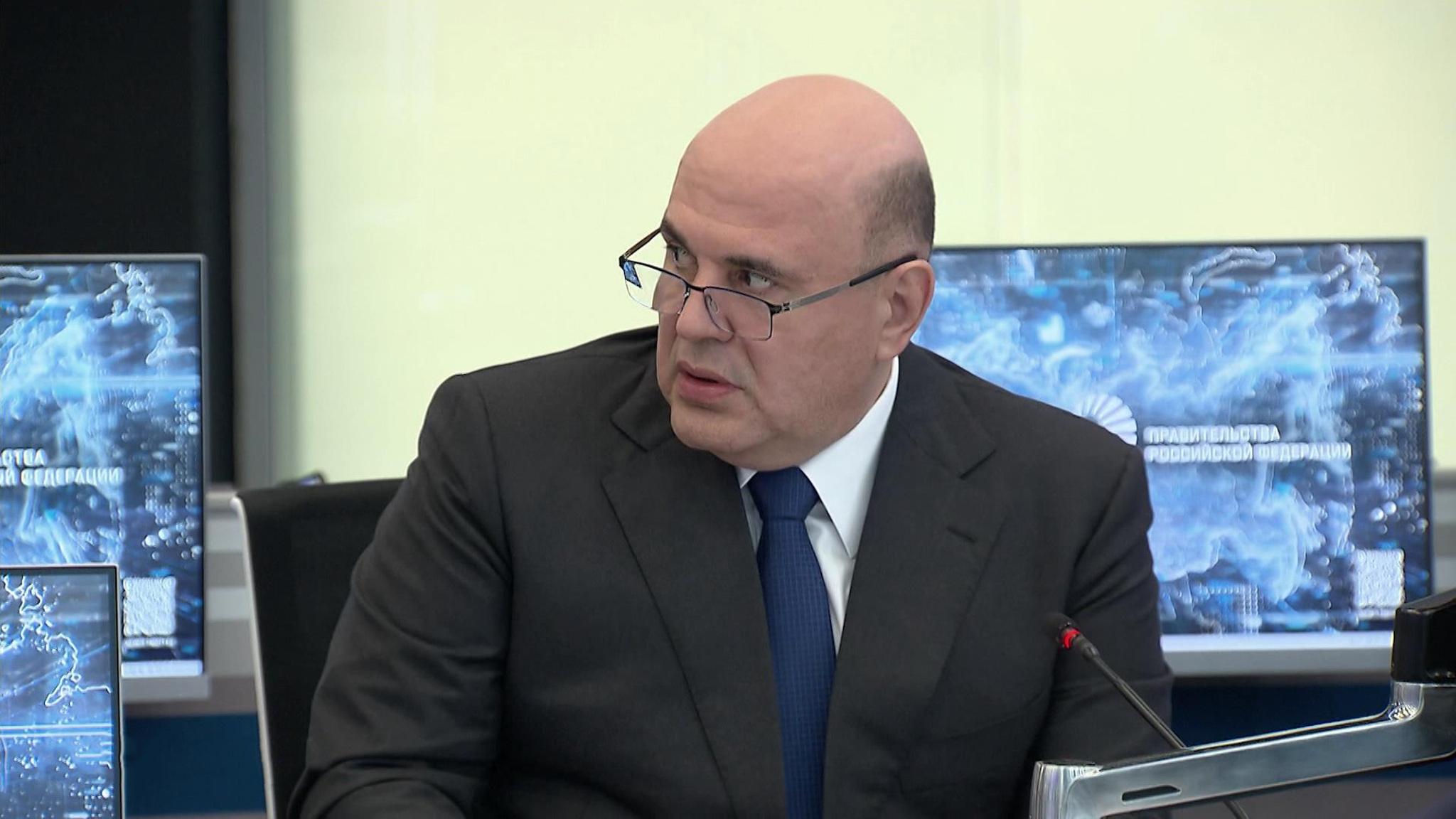 Правительство запустило целый комплекс мер поддержки семей с детьми