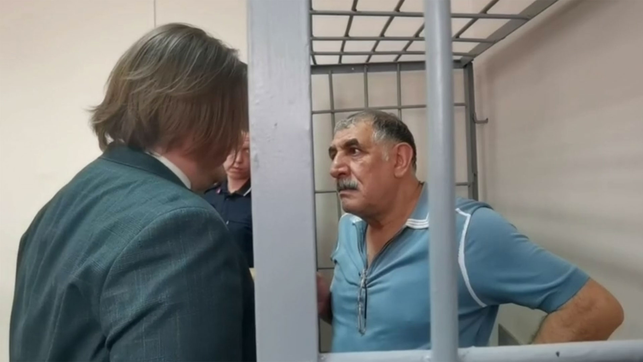 Фигурантов по делу ОПГ проверяют на причастность к отравлению 44 человек