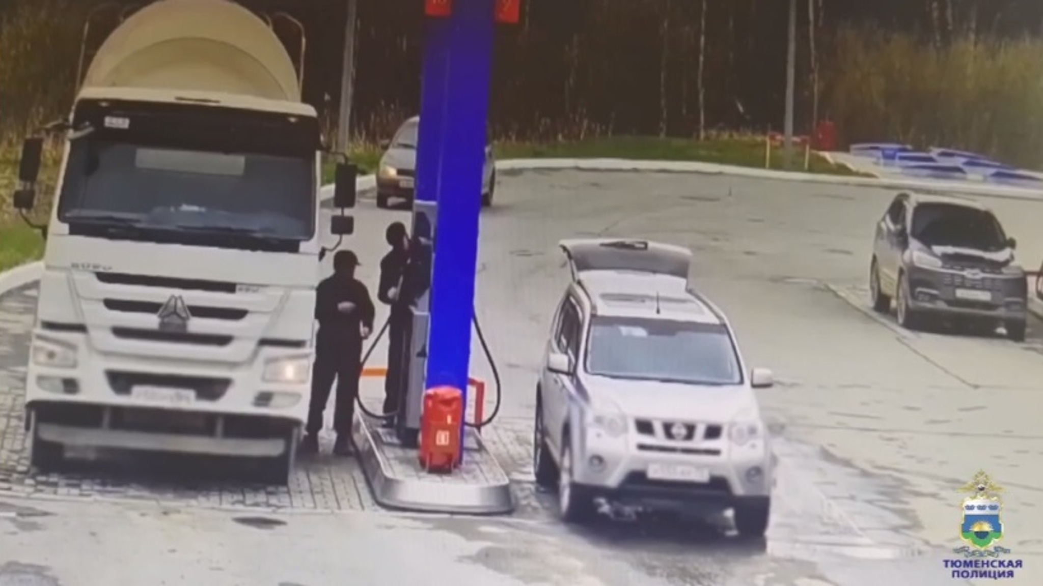 Бензиновых аферистов поймали в Тюмени
