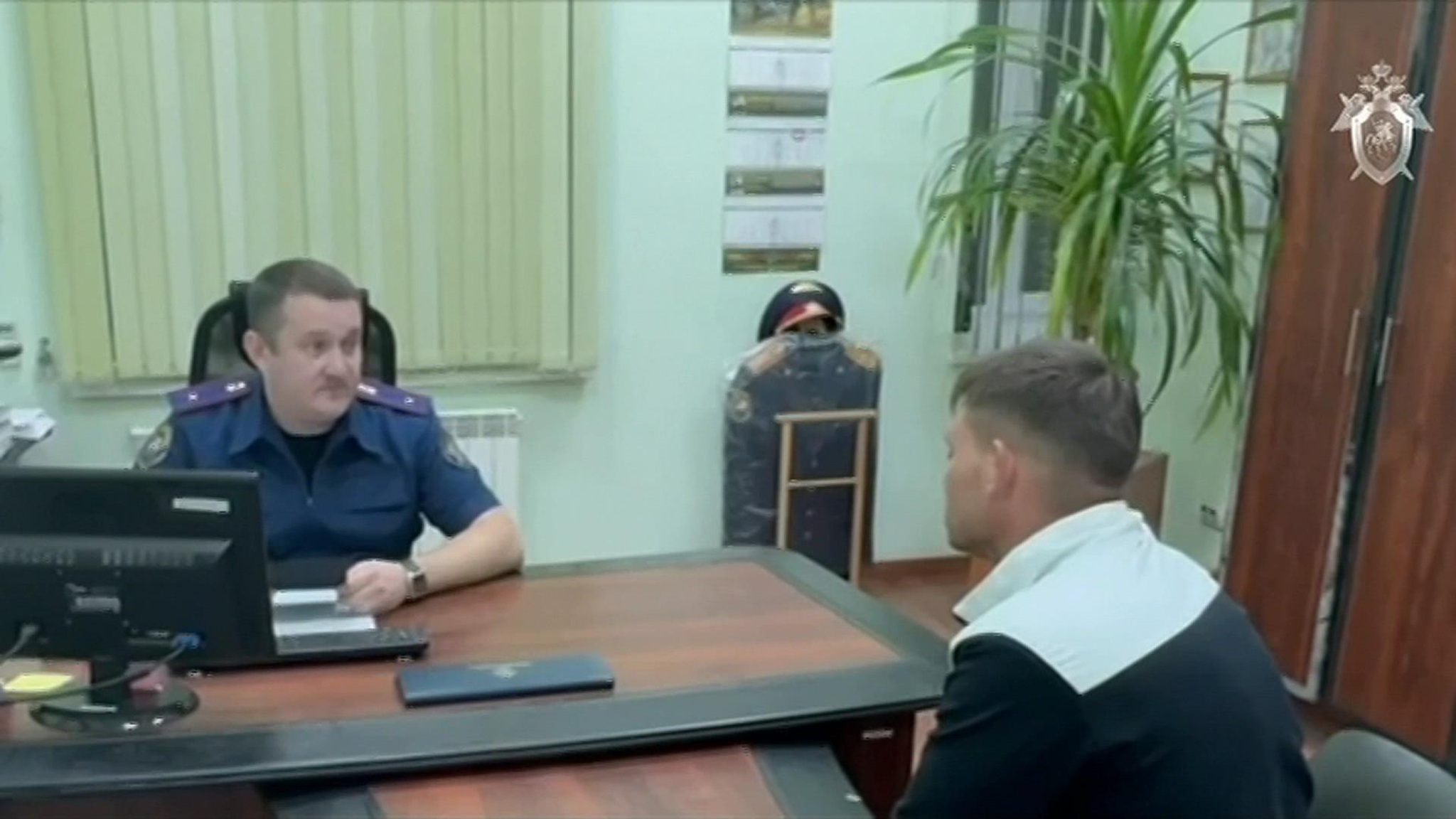 В Энгельсе пьяный водитель скрылся с места ДТП, но его задержали