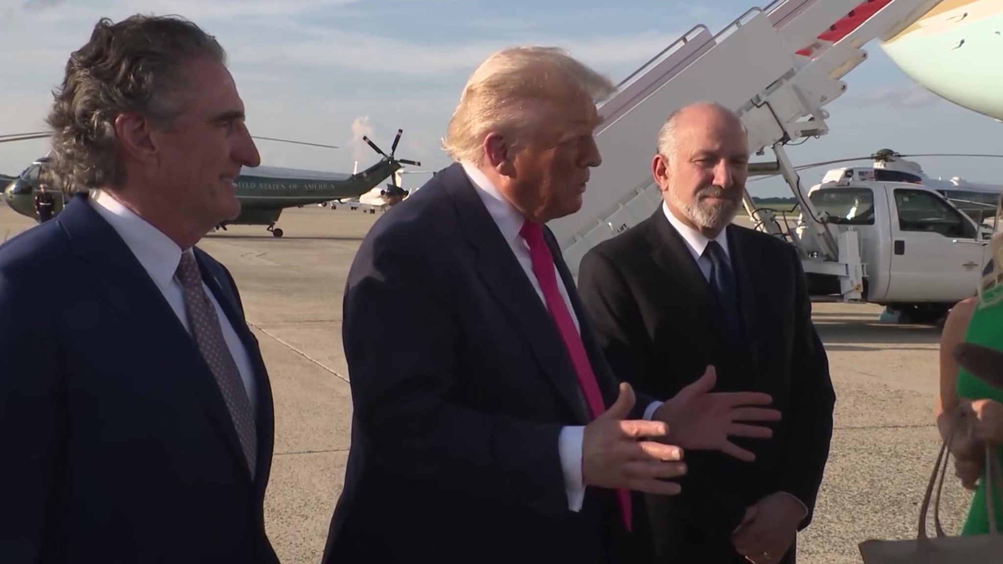 Трамп сделал своим бизнесом "войну Байдена"