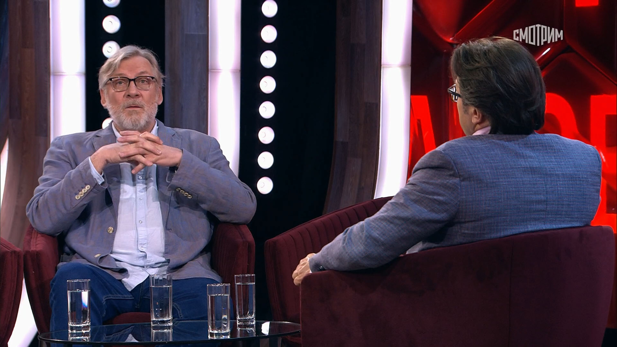 Звезда "Петербургских тайн" Виктор Раков о творческом кризисе и одиночестве среди коллег