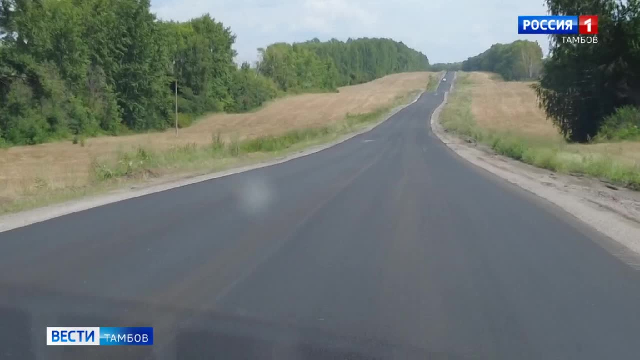 В Ржаксинском округе продолжается ремонт 19 километров дороги