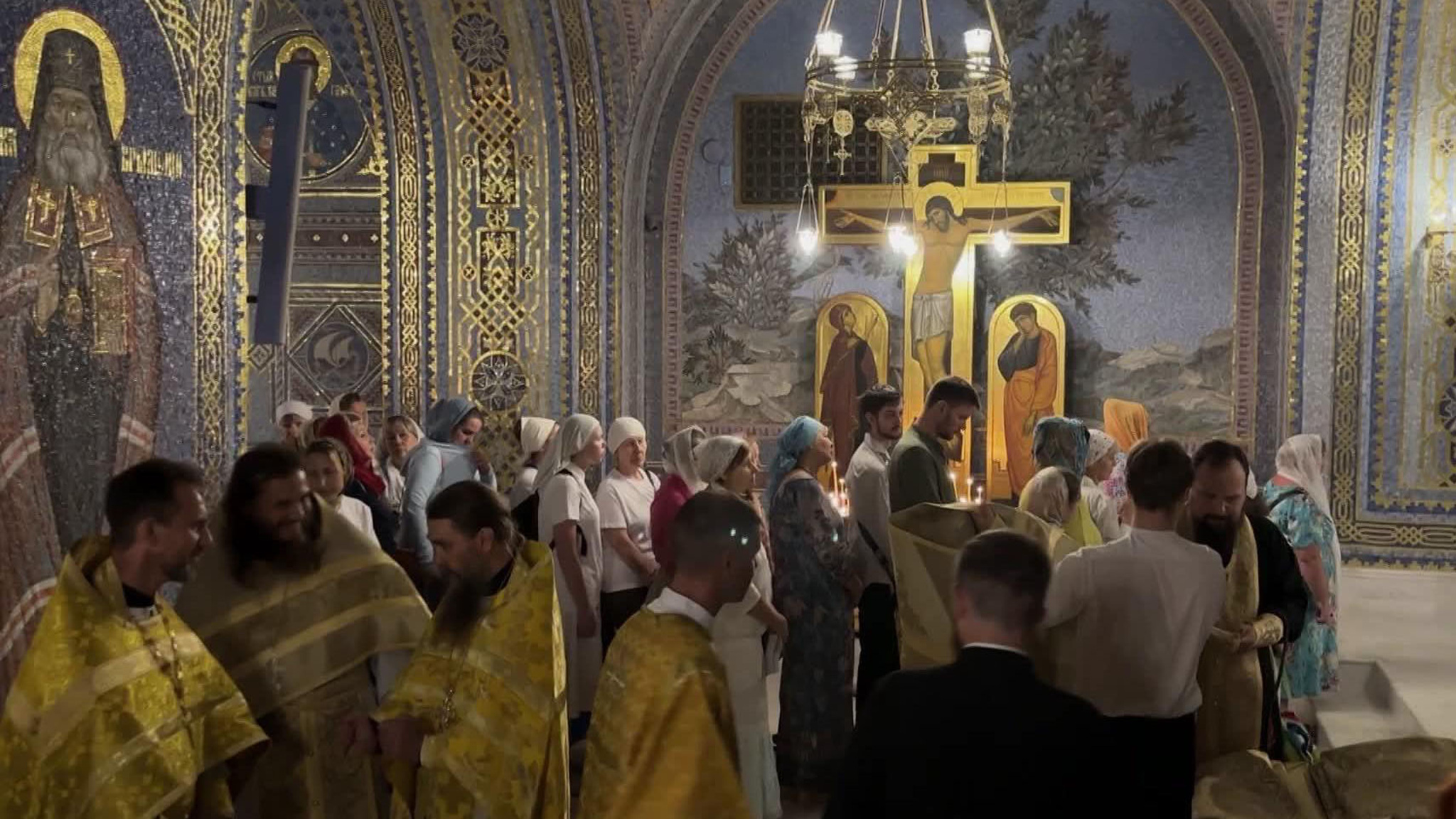 В "Новом Херсонесе" прошло праздничное богослужение в честь Дня Крещения Руси