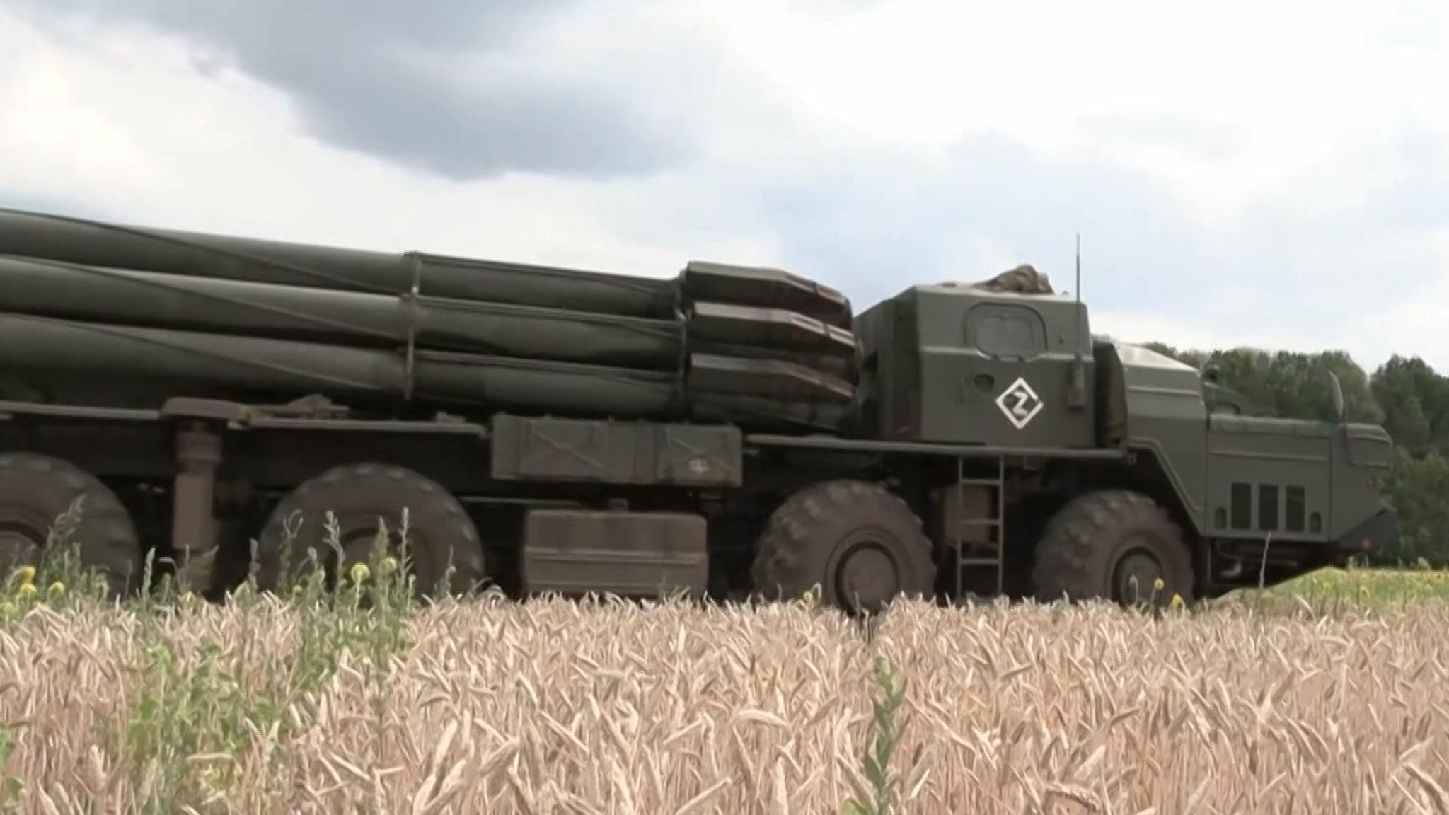 Штурмовики берут в клещи позиции боевиков в Сумской области