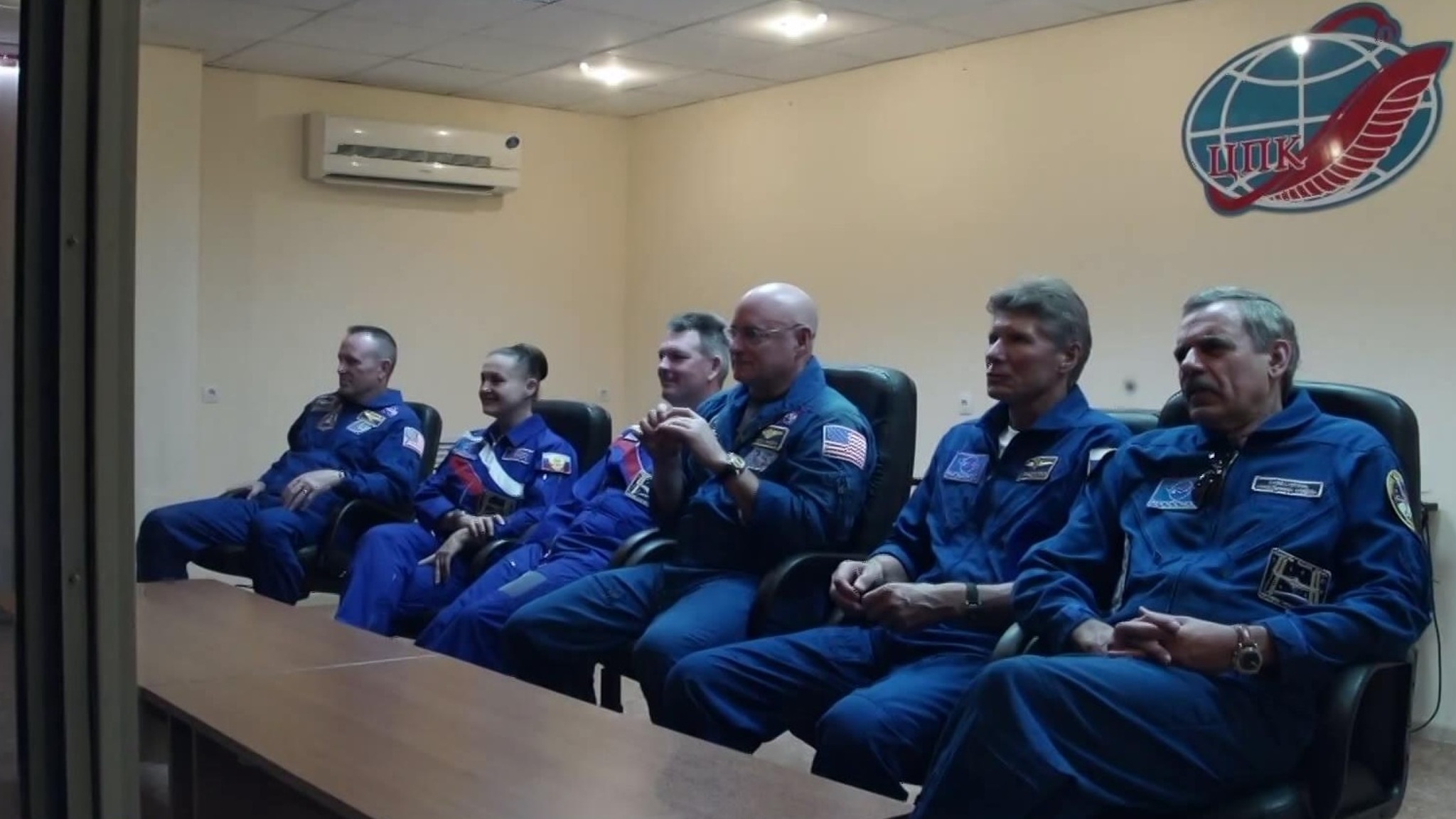 Американцы и россияне готовы к новому космическому полету