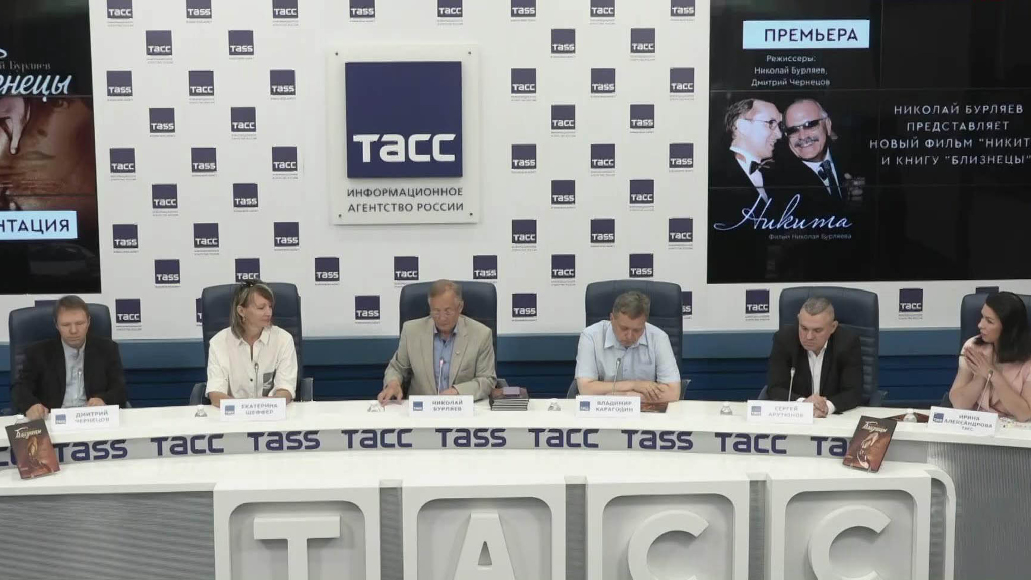 Николай Бурляев представляет два творческих проекта