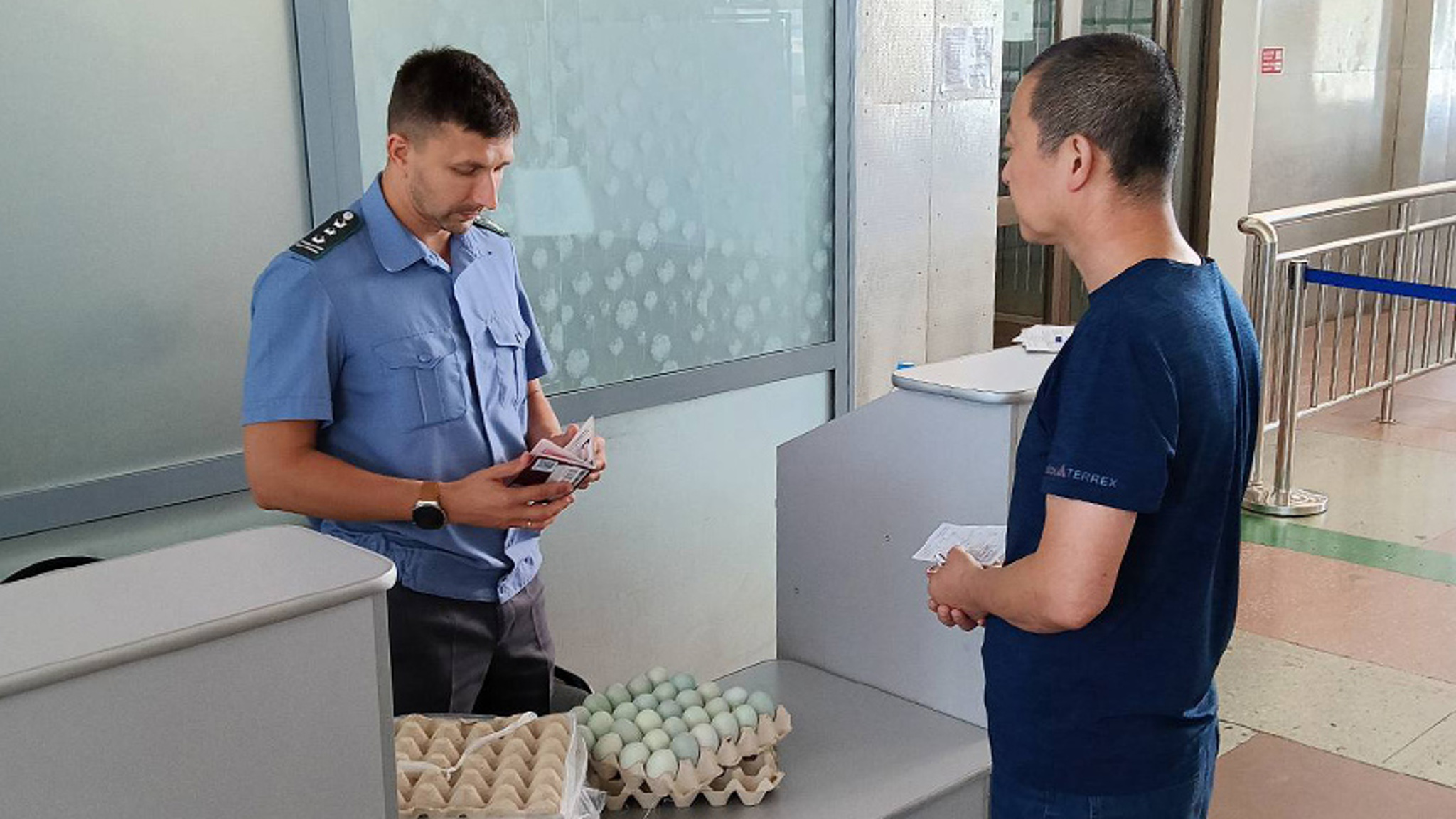 Россельхознадзор уничтожил 180 кг китайских продуктов без документов