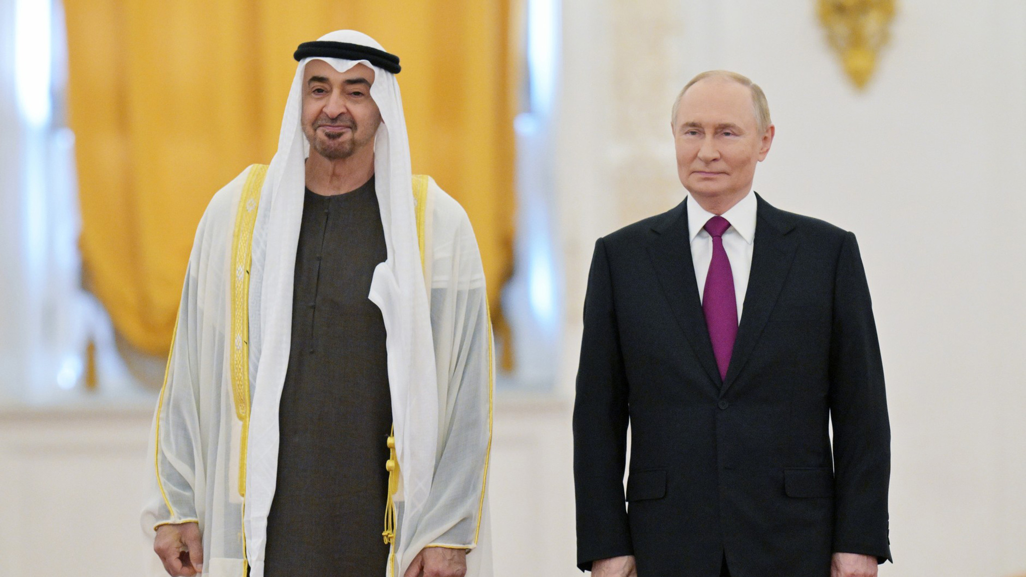 Президента ОАЭ в Кремле встретили с особыми почестями