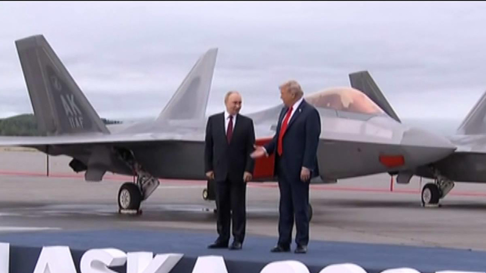 В ЕС с разочарованием отреагировали на формат переговоров Путина и Трампа
