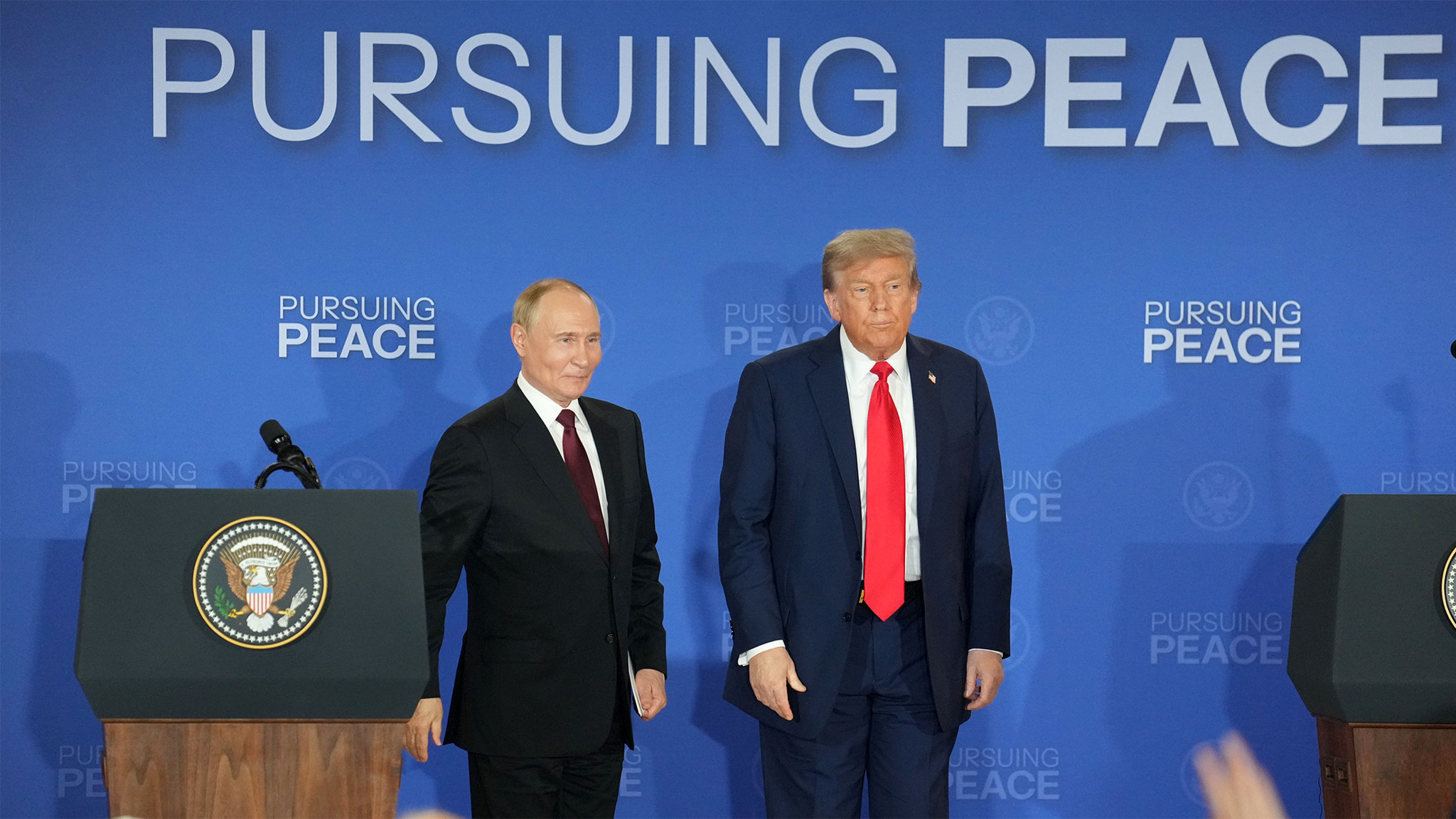 Китай поддержал развитие отношений между РФ и США
