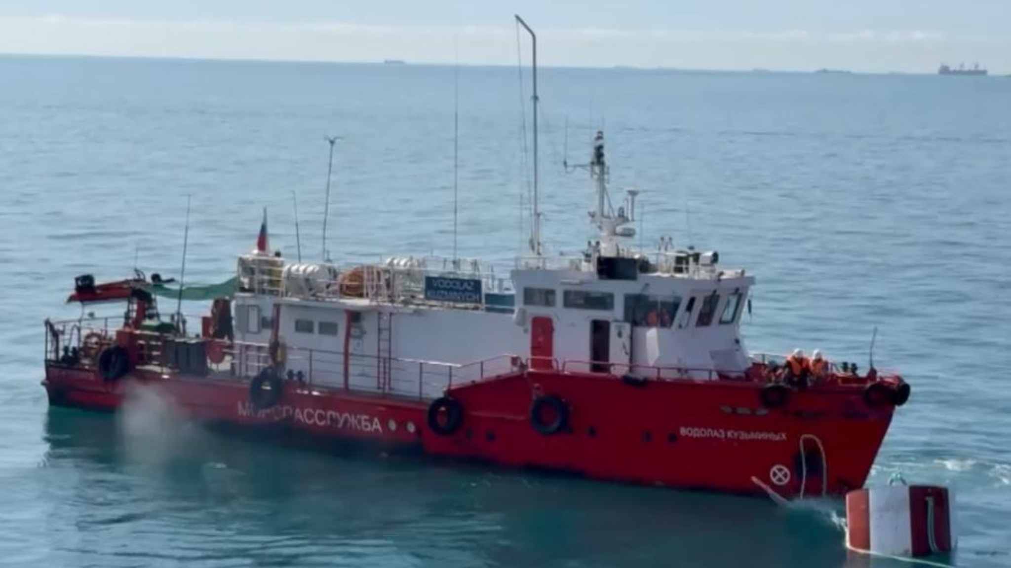 Затонувшие танкеры в Черном море накроют защитным куполом