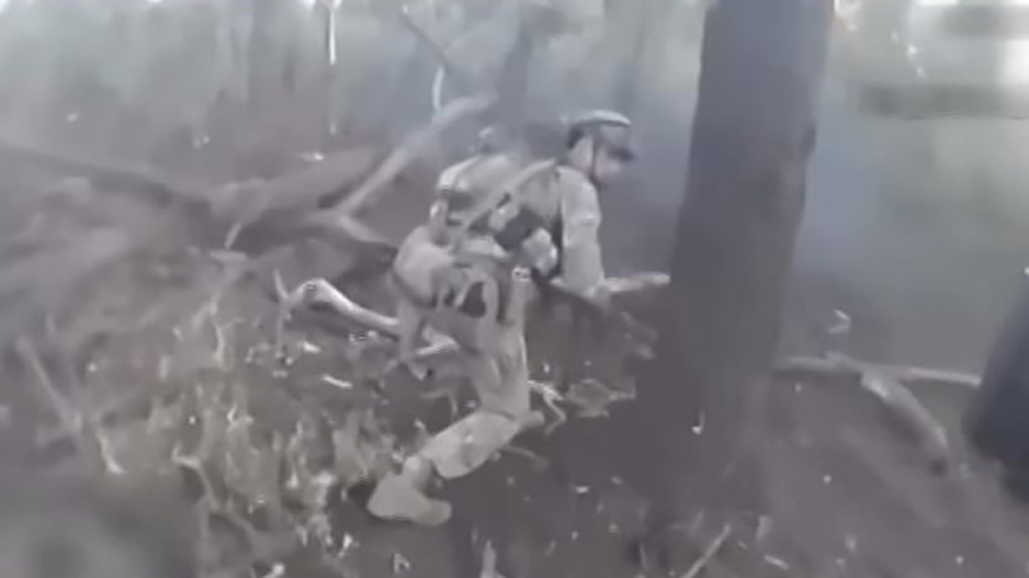 Украинские нацисты сняли на видео свой бездарный штурм