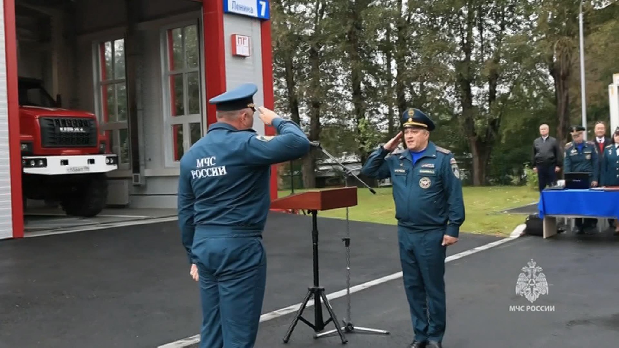 Глава МЧС России открыл современную пожарную часть в Свердловской области
