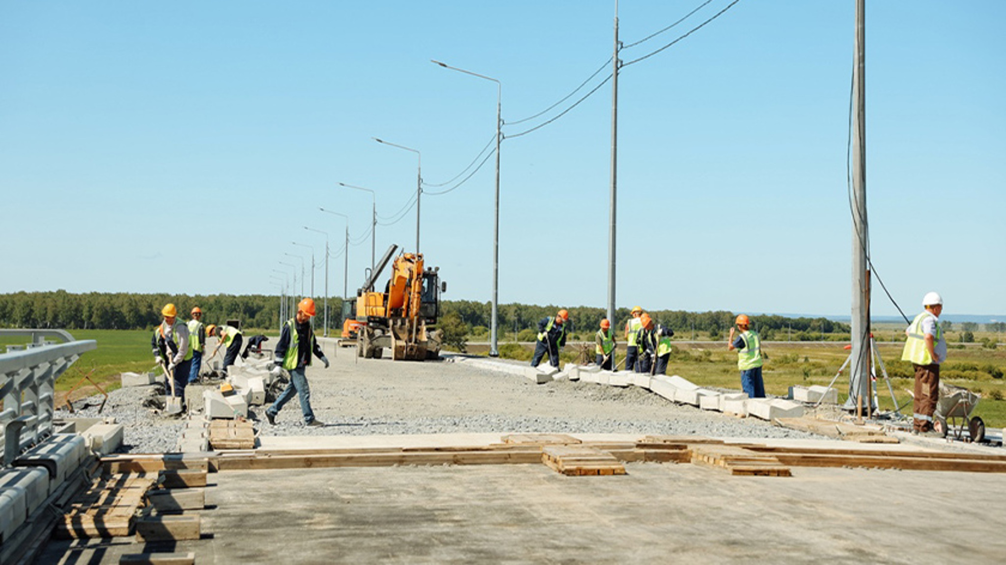 Этой осенью в Серышевском округе завершится строительство путепровода и ремонт дороги на Белогорск