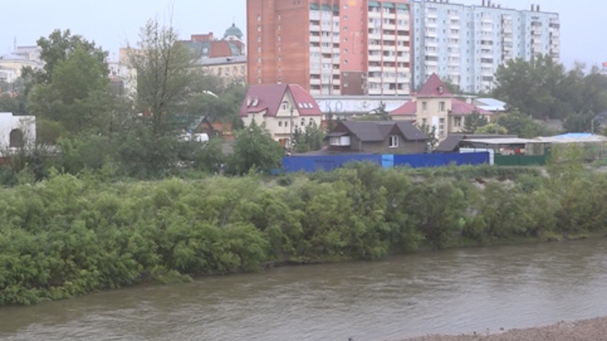 Уровень воды в реке Чита поднялся на 8 сантиметров из-за дождей