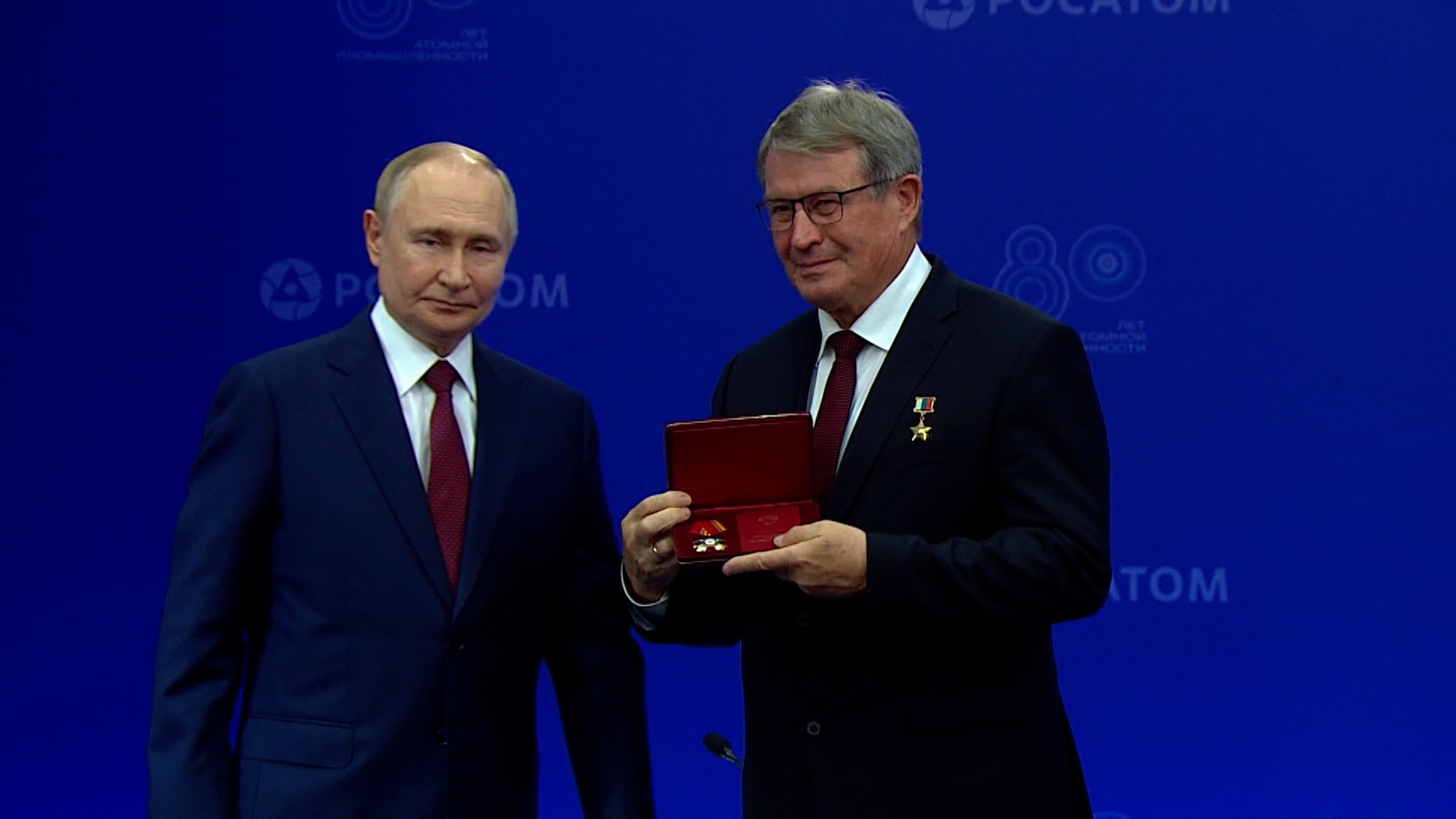 "Замаячил свет в конце тоннеля". Заявления Владимира Путина в Сарове