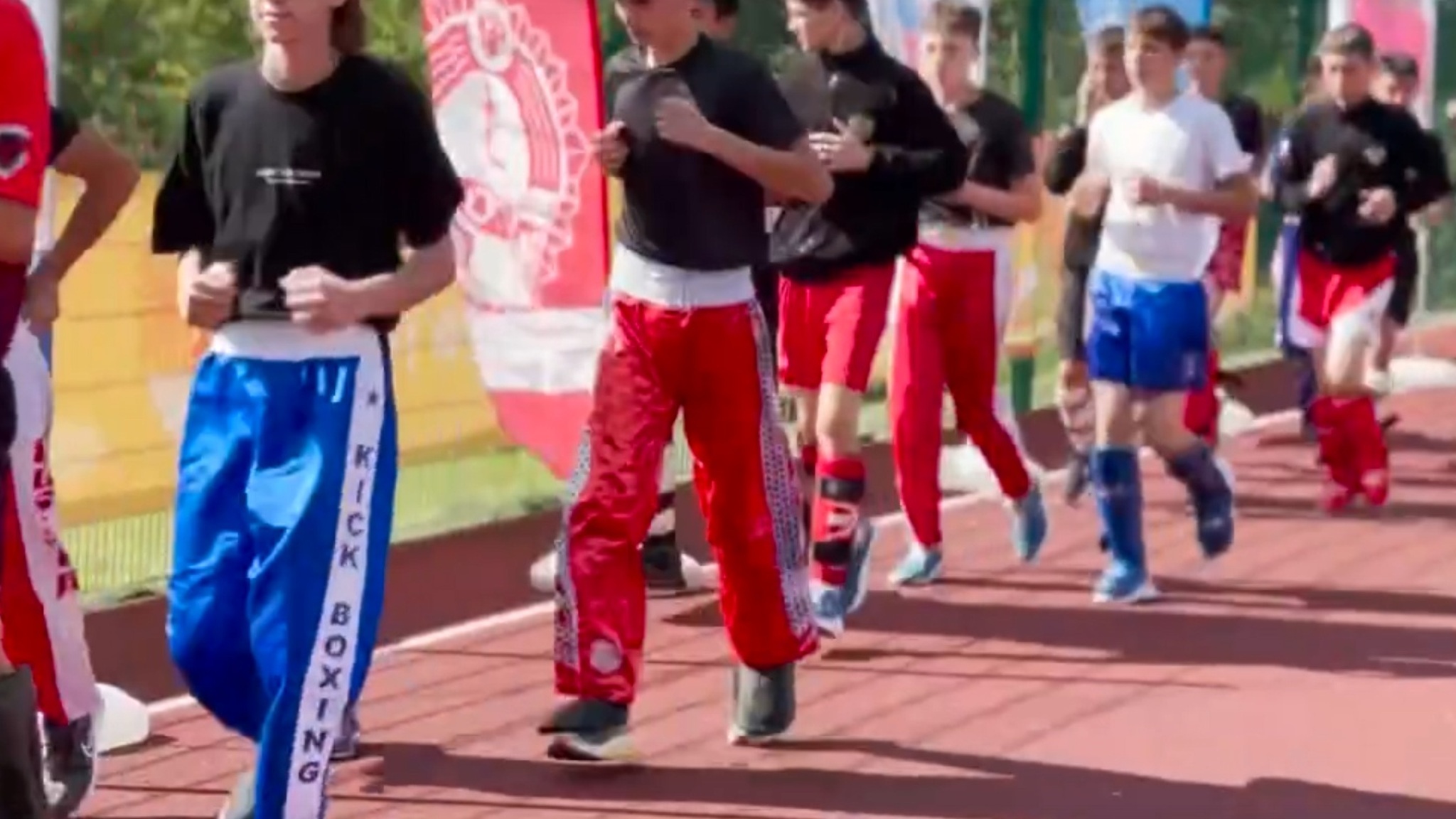 В "Солнышко" приняли кикбоксеров