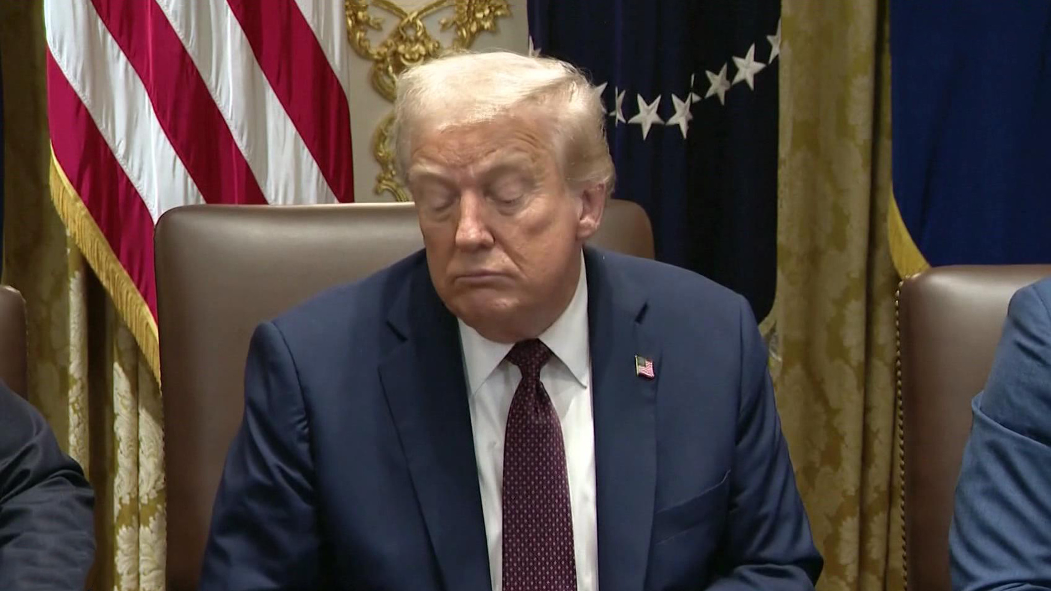 Против Сороса и за здравый смысл: как Трамп "расчищает" Америку