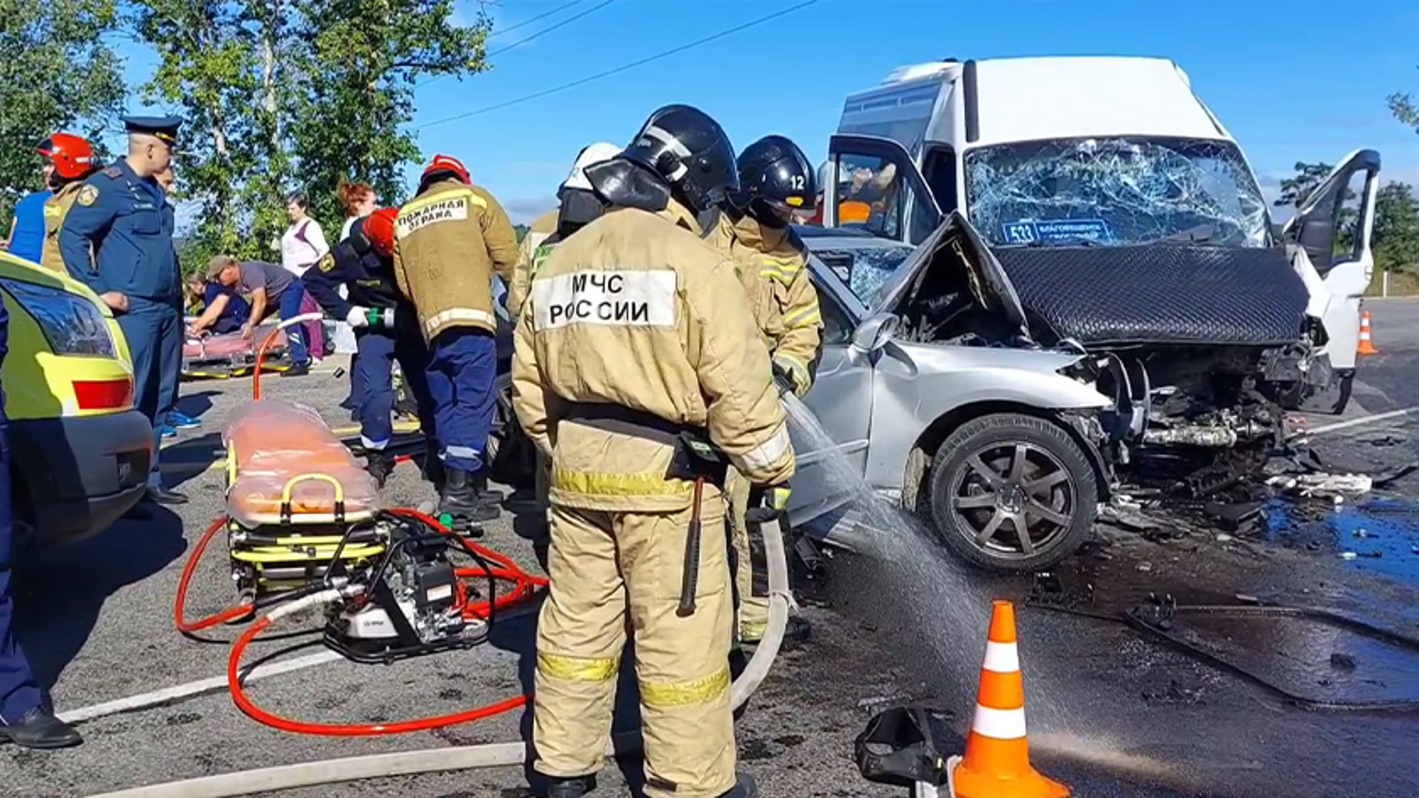 Два десятка человек получили травмы в ДТП с маршрутным автобусом на выезде из Благовещенска