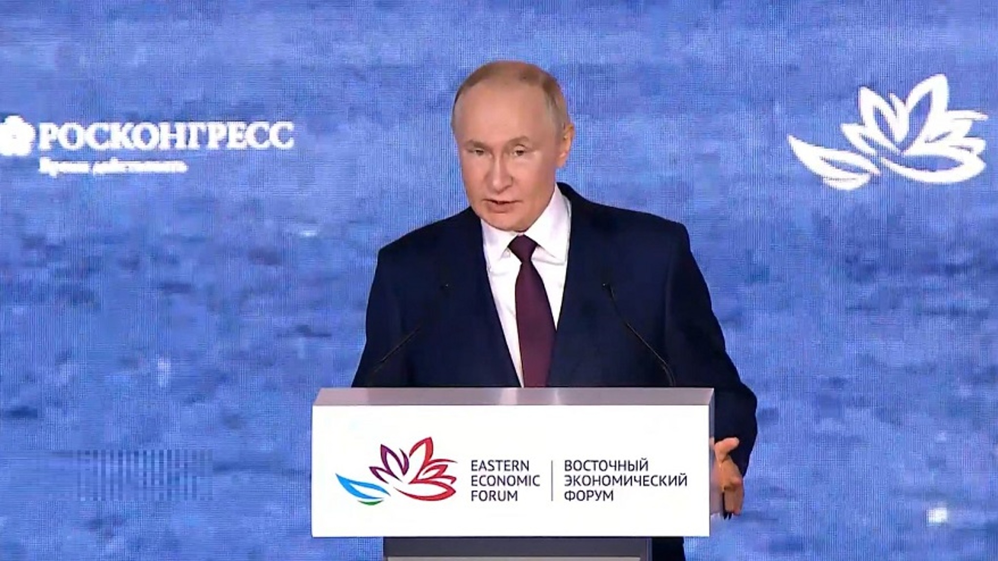Владимир Путин на пленарном заседании ВЭФ: главное