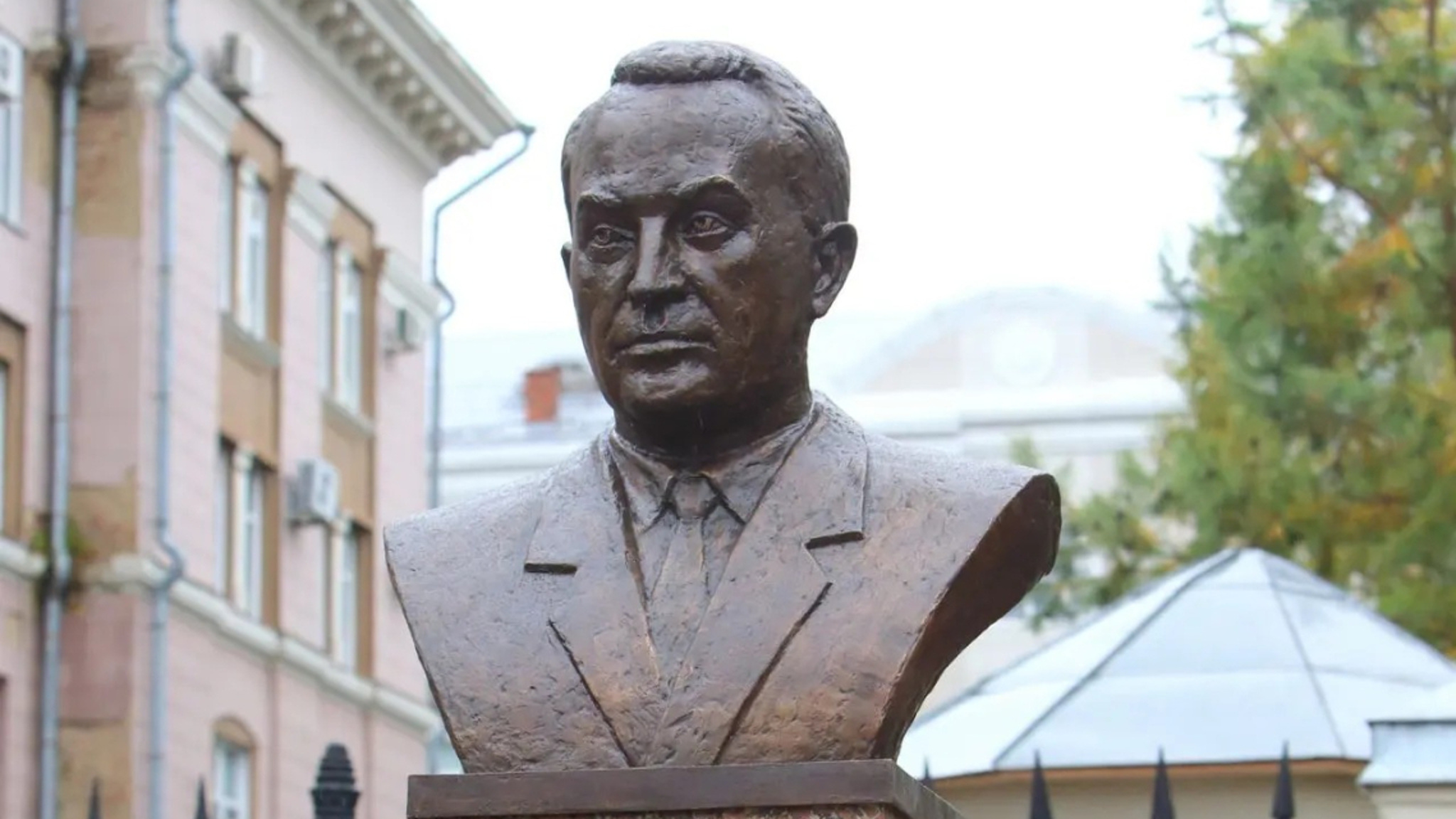 В Томске открыли Сквер атомщиков к 75-летию физтеха ТПУ
