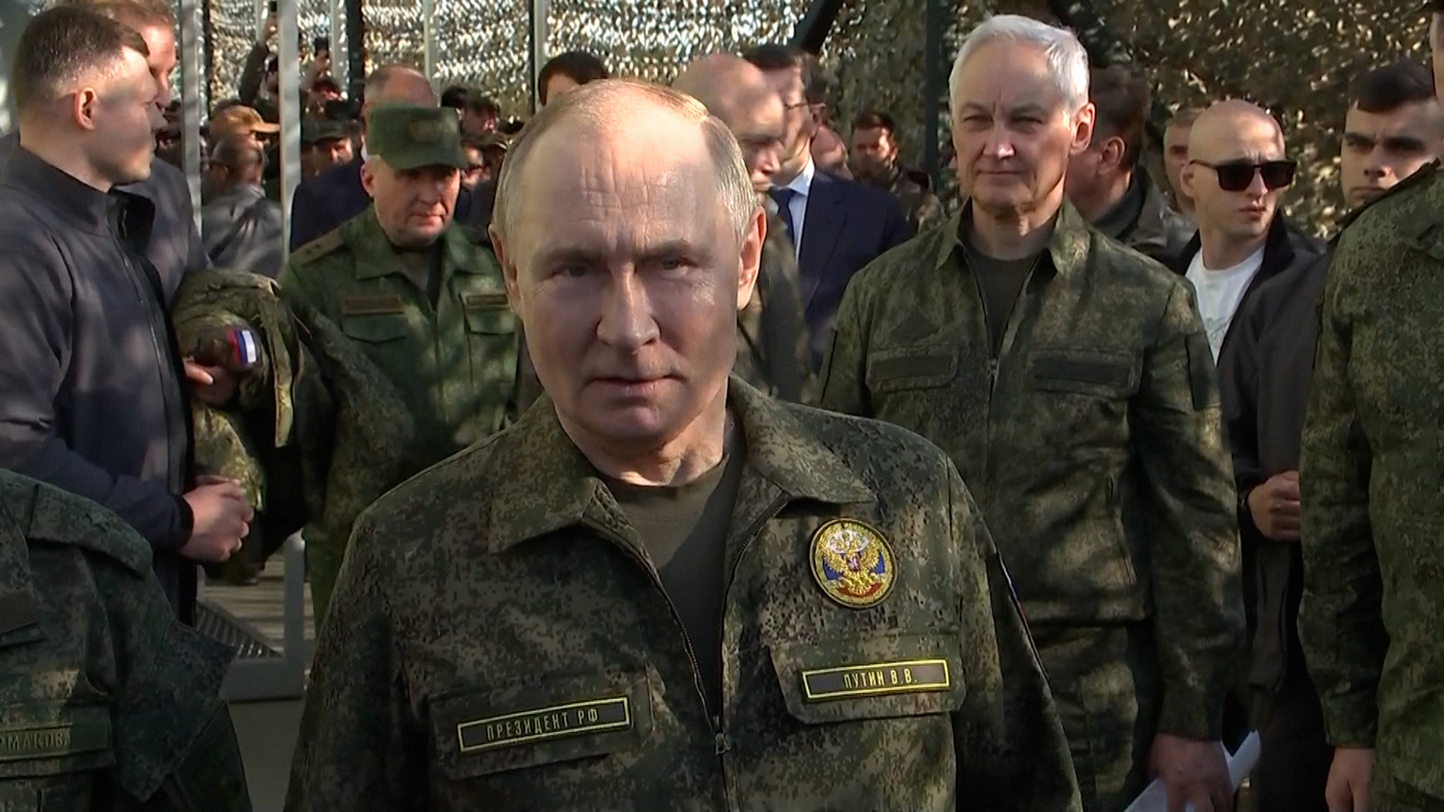 Президент Путин принял участие в военных учениях "Запад-2025"