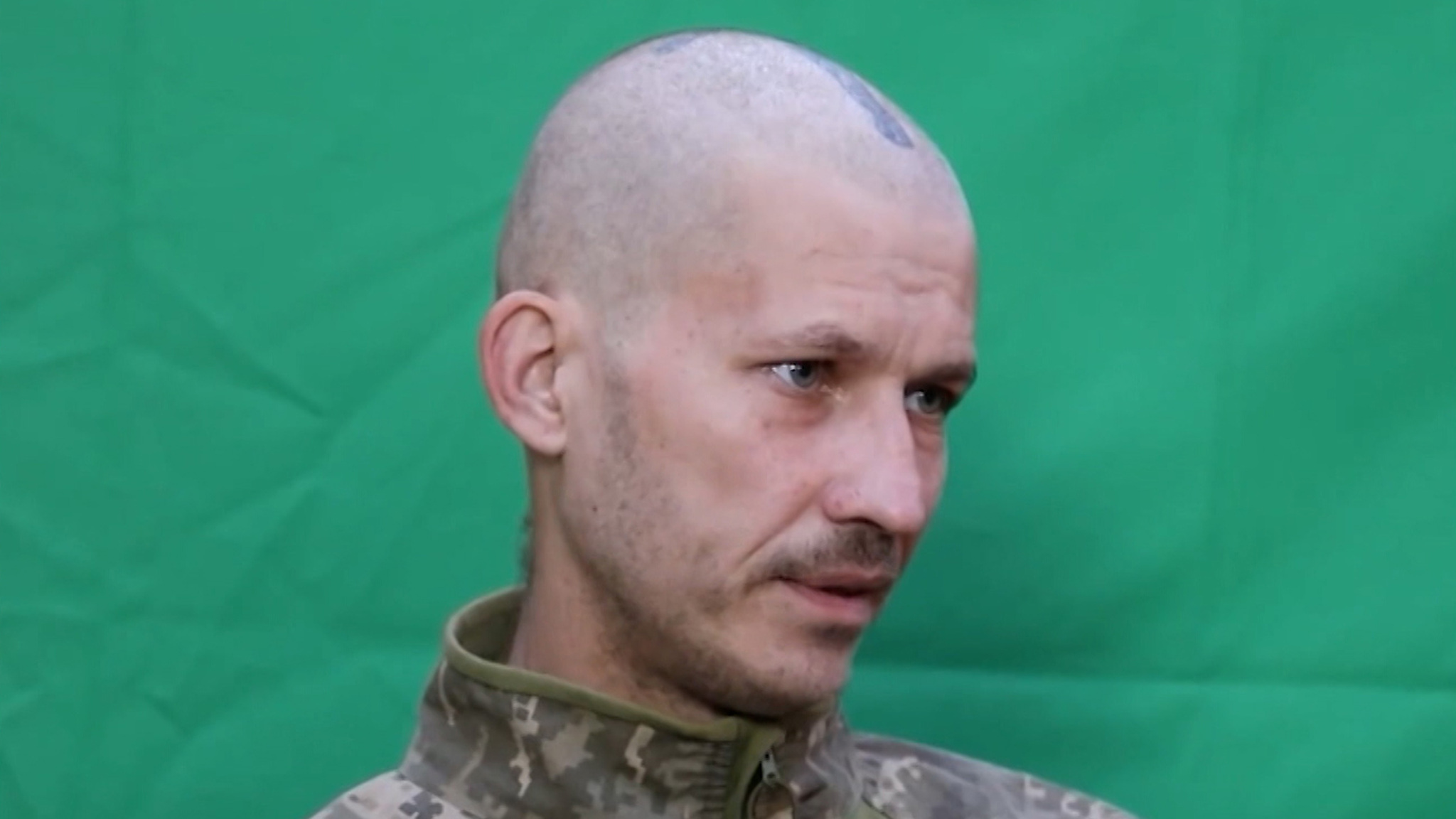 Речевки "Азова" заменили боевикам молитвы