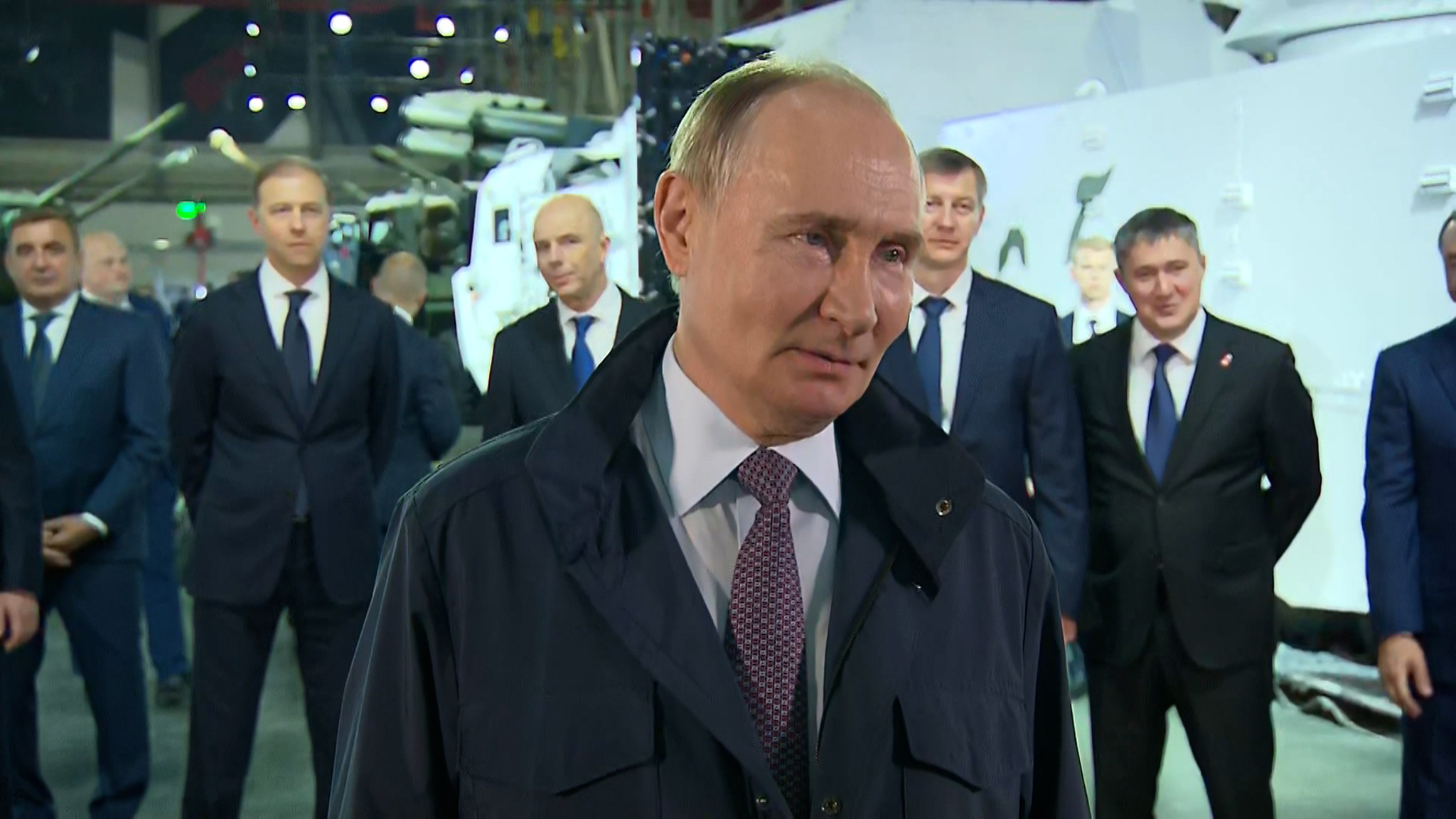Путин посетил старейшее оружейное предприятие страны